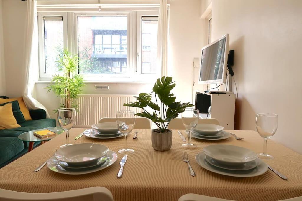 Chic 4-bed In Trendy Clerkenwell W Balcony And Walking Distance To Tube Apartamento