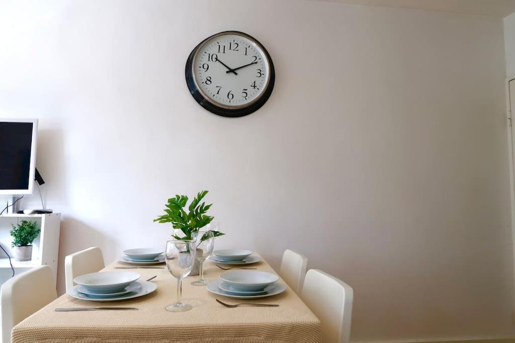 Apartamento Chic 4-bed In Trendy Clerkenwell W Balcony And Walking Distance To Tube