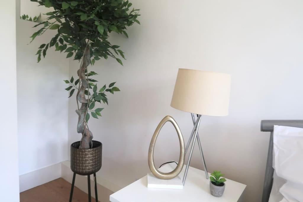 Apartamento Chic 4-bed In Trendy Clerkenwell W Balcony And Walking Distance To Tube
