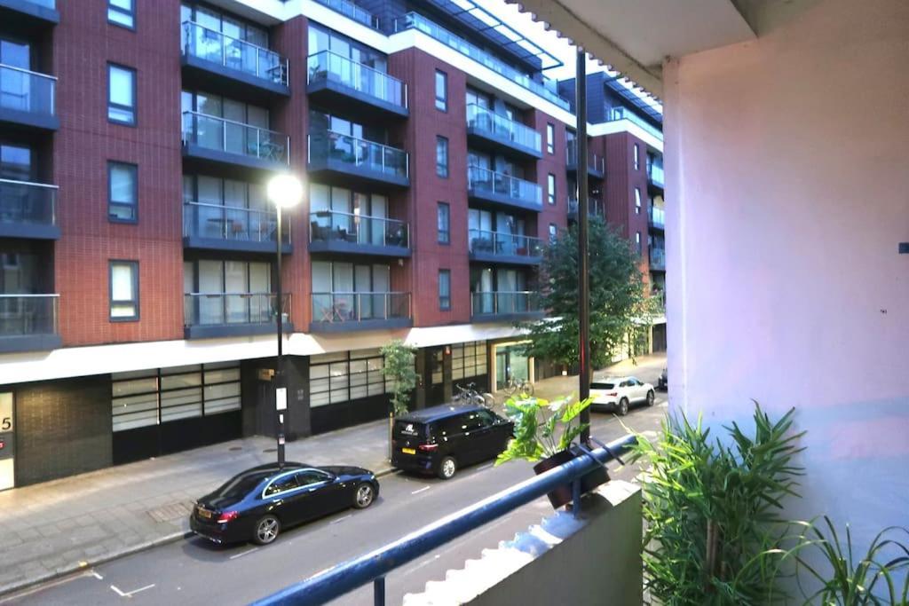 Chic 4-bed In Trendy Clerkenwell W Balcony And Walking Distance To Tube * Londres