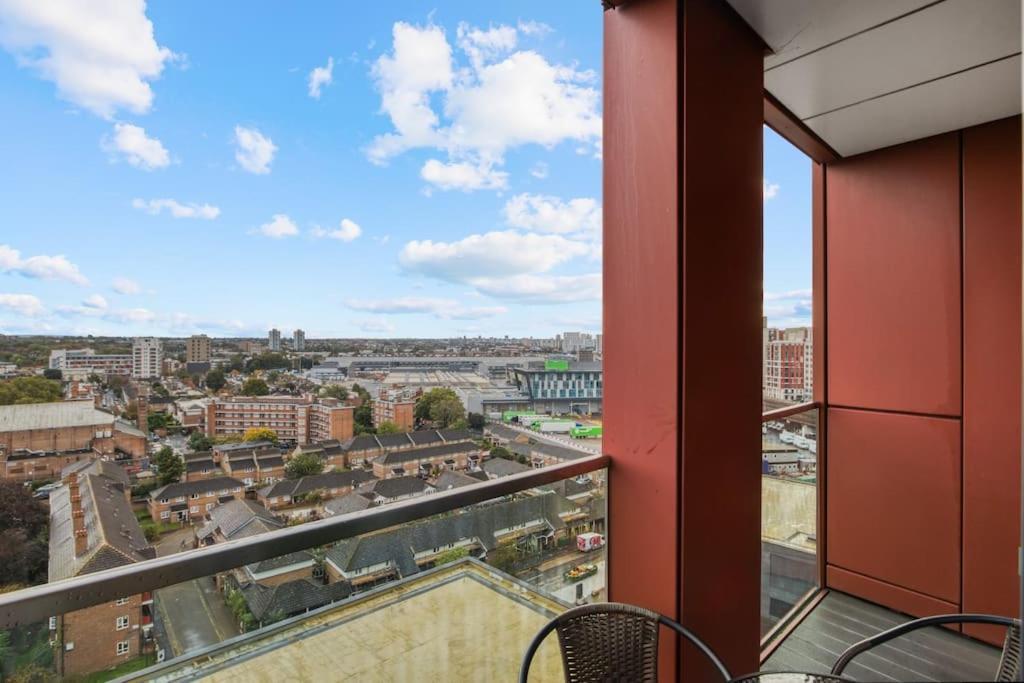 Leilighet 2 Bed & 2 Bath Next To Nine Elms Station - Zone 1 London