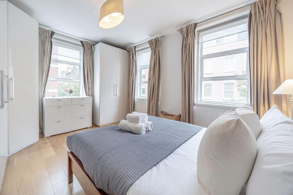 Stunning Oxford Street's Apartment
