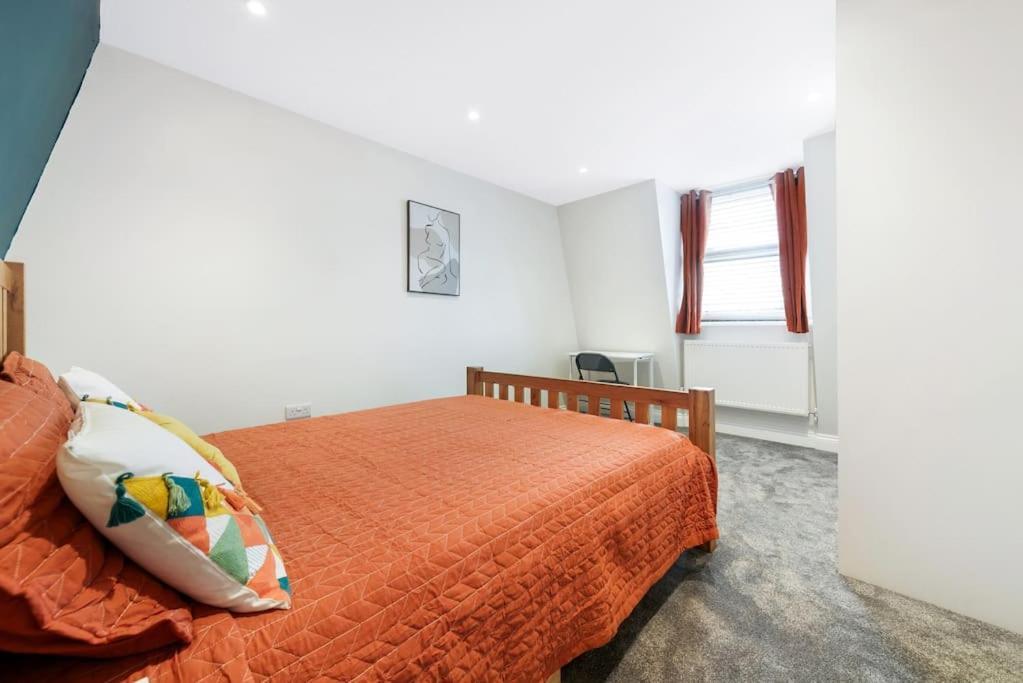 Leilighet Stunning Double Within A Loft Space