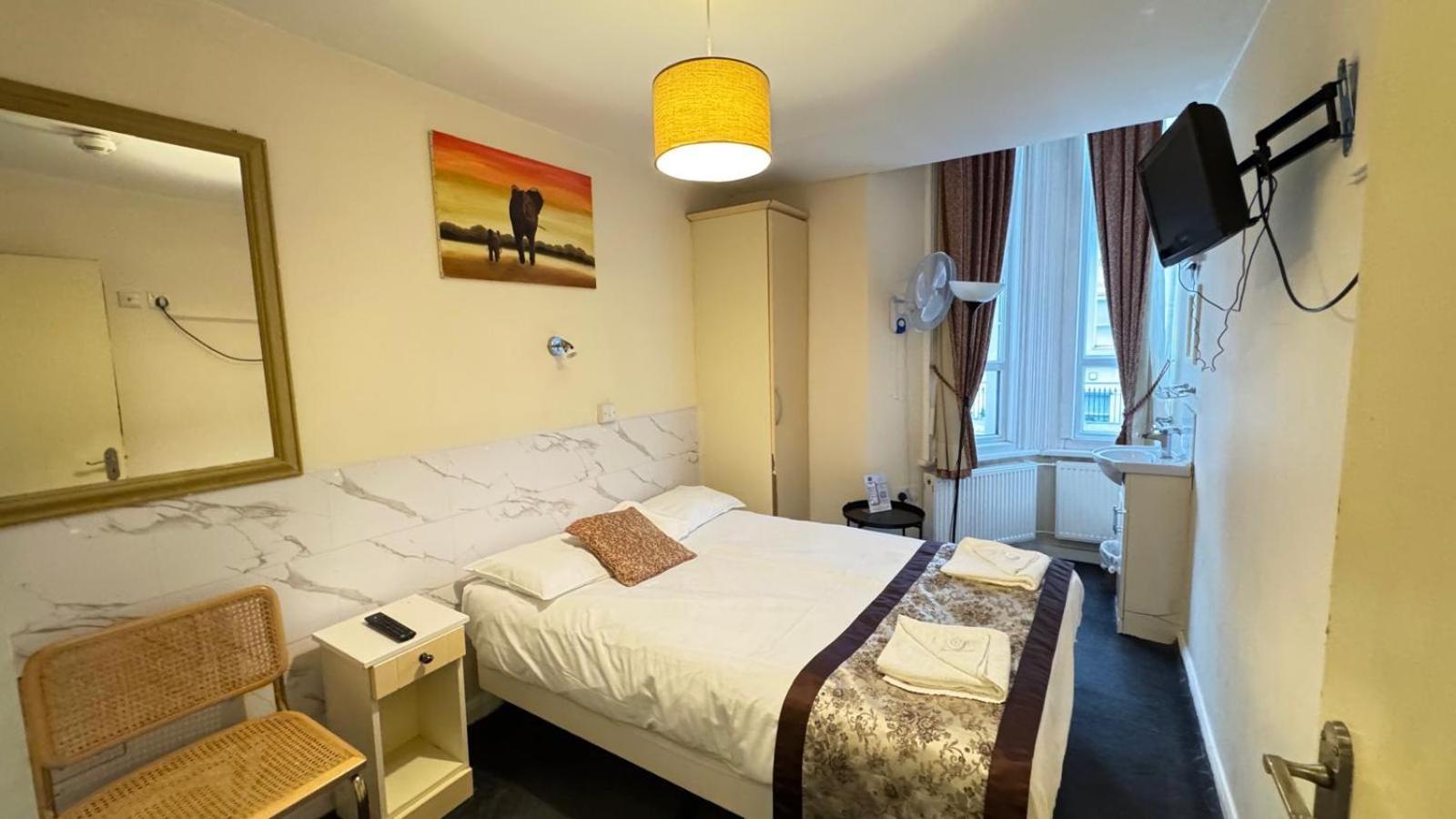 Gasthof Earls Court London