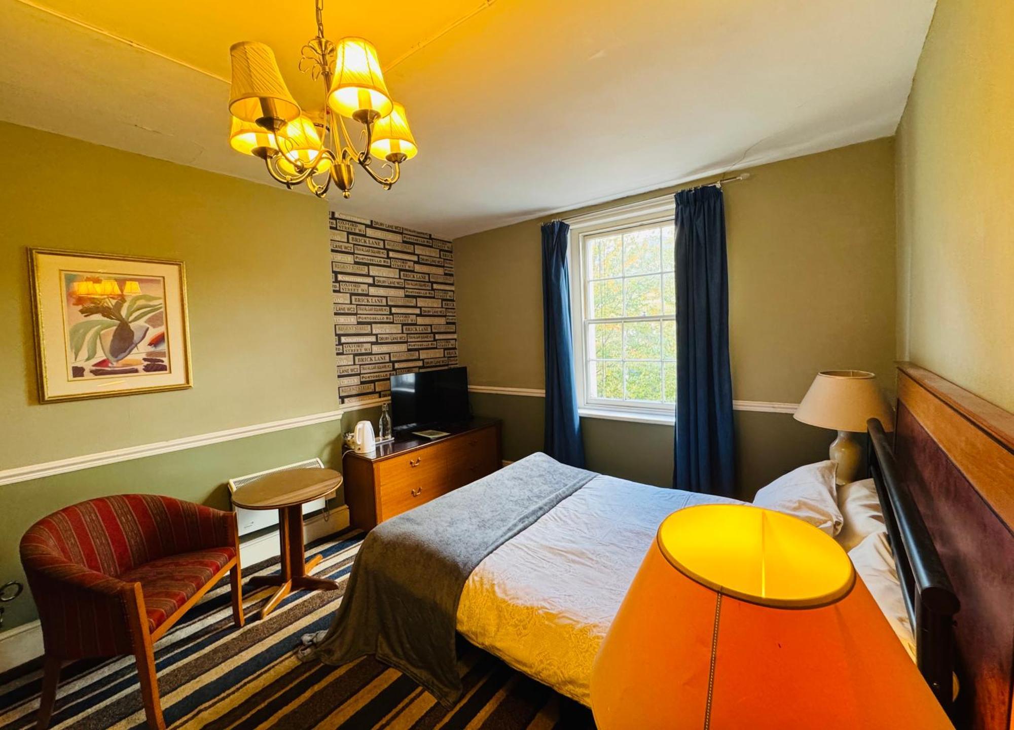 Station Hotell 3*