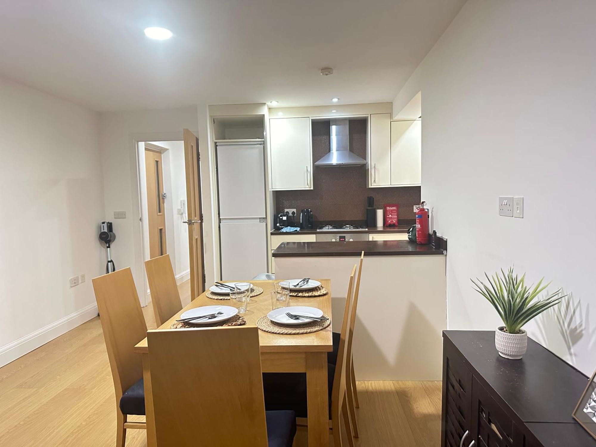 Juniper Alexandra Palace Serviced Apartments, By Edens Apartment