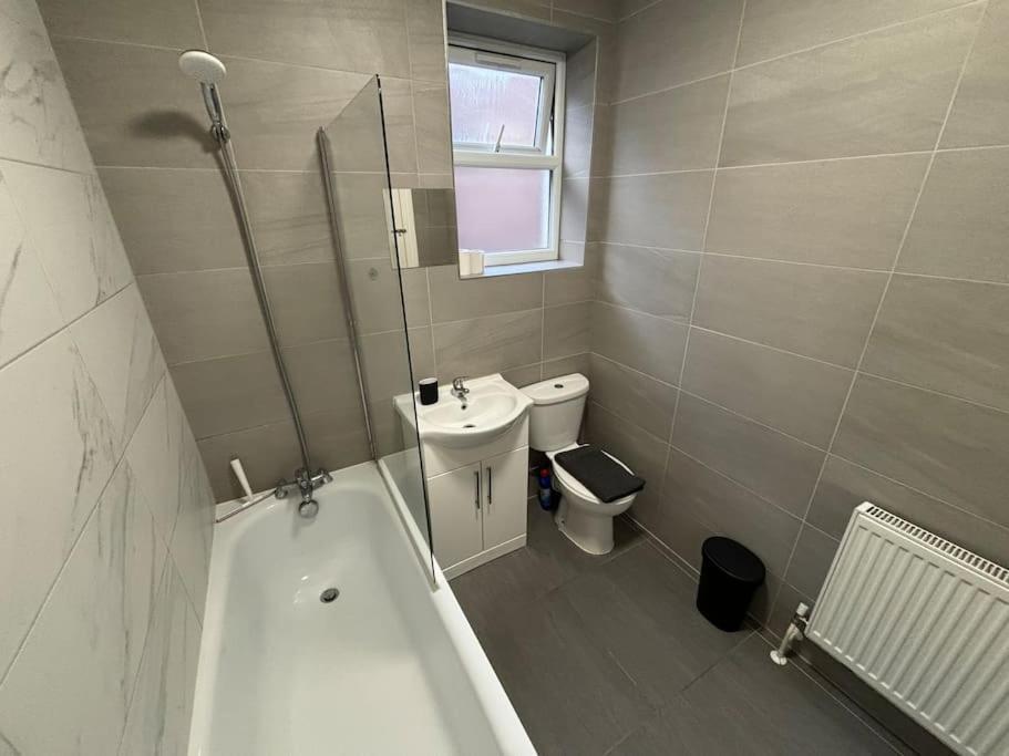 Apartamento The Turnpike - Free Parking Londres