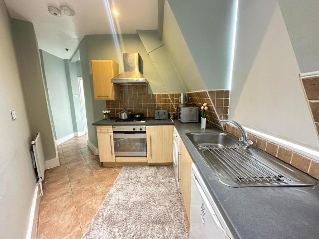Affordable Near Central Apartment London
