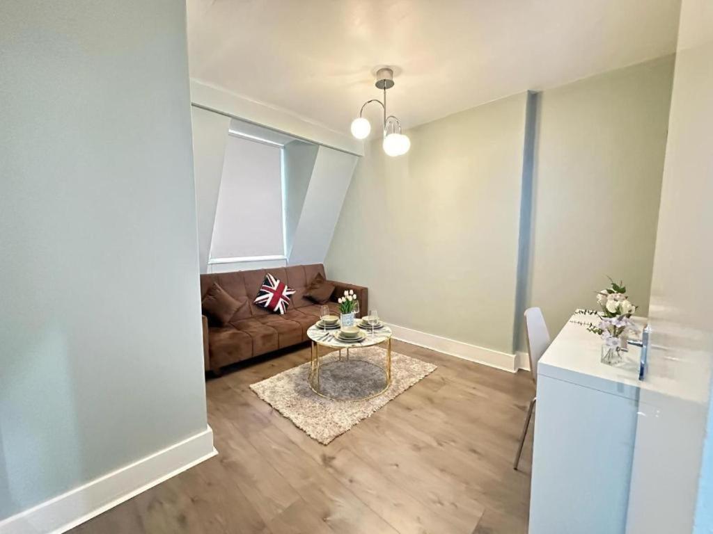 Affordable Near Central *