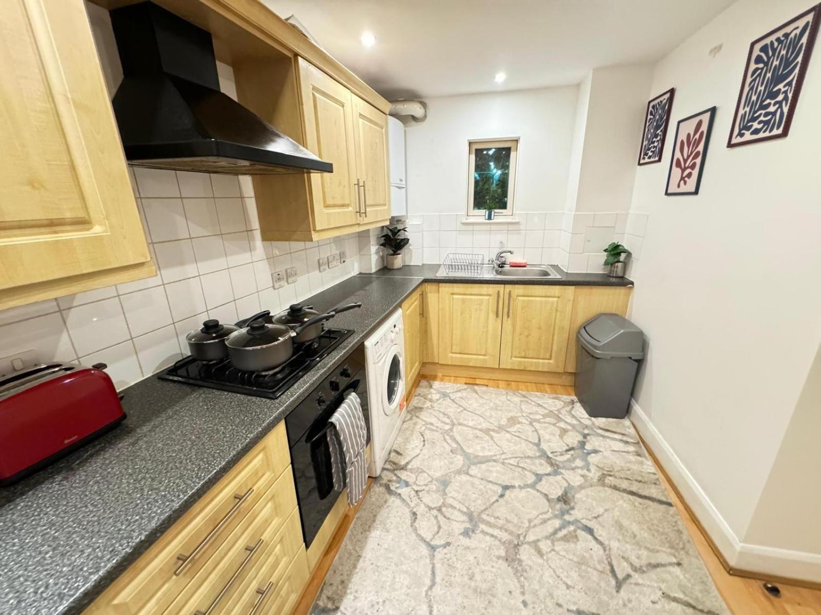 Affordable Family In Kilburn Apartment