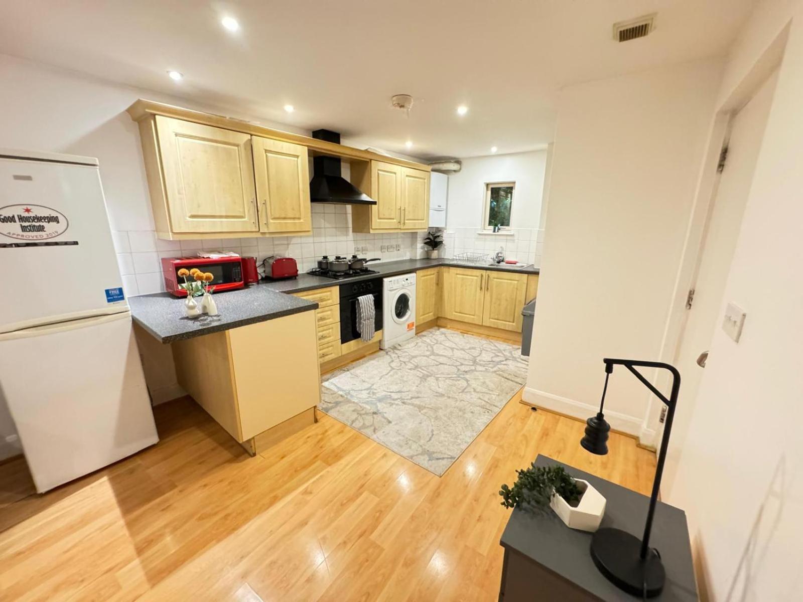Affordable Family In Kilburn * London