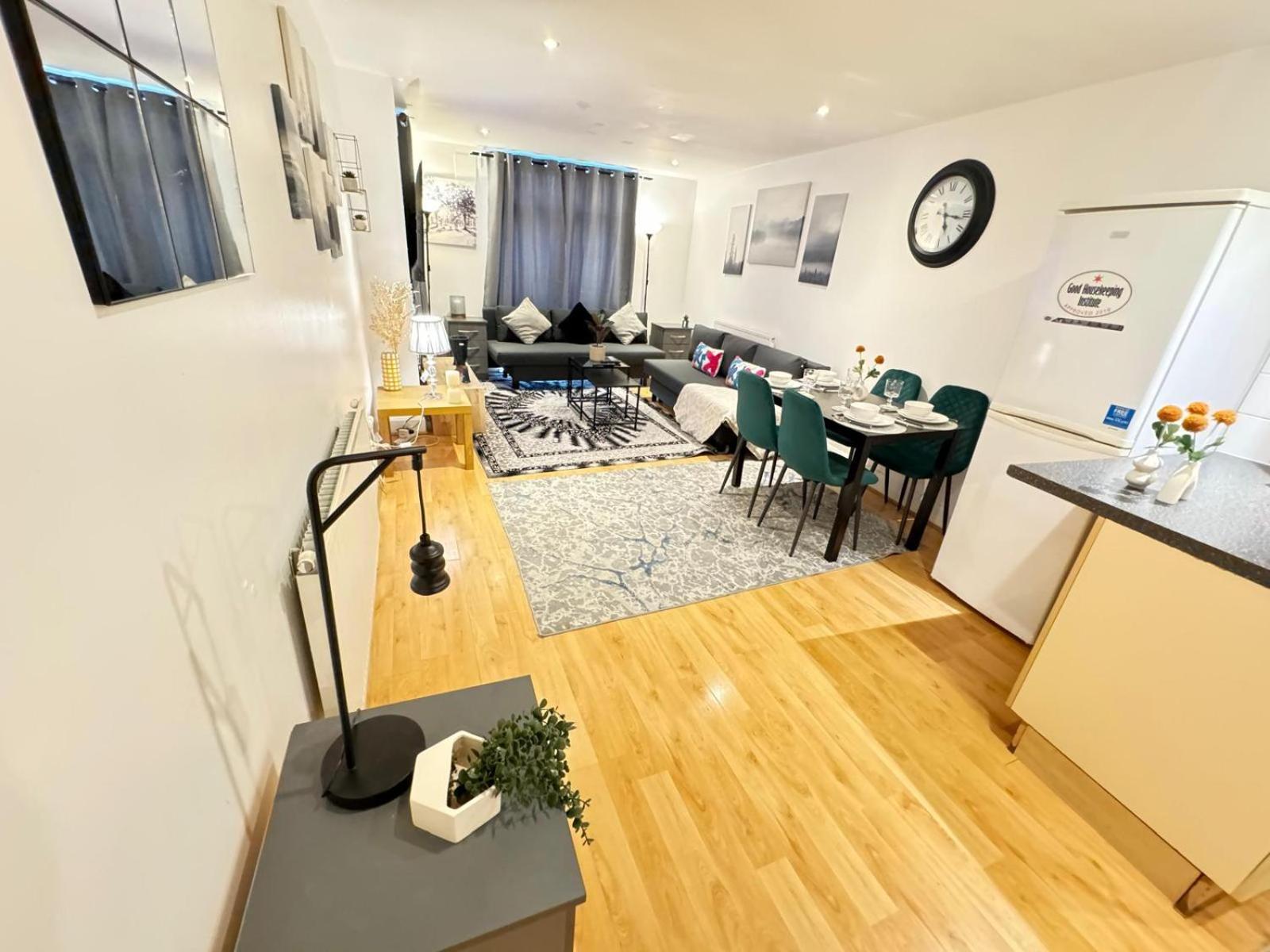 Affordable Family In Kilburn Apartment London