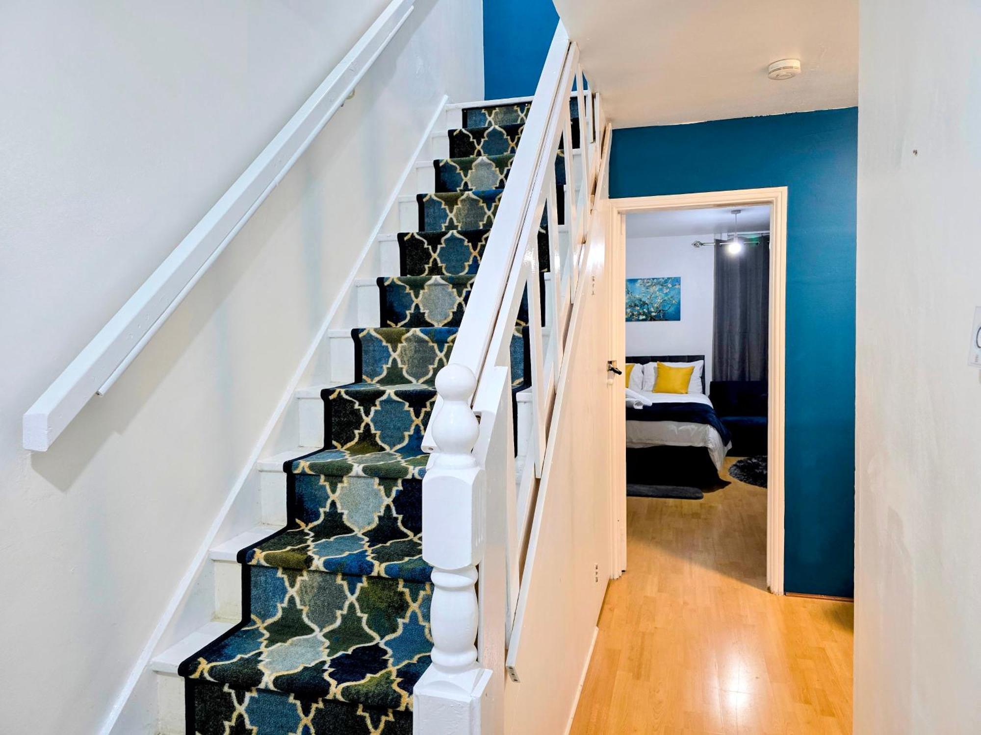 Apartment Comfy 3br Flat In The Perfect For Long