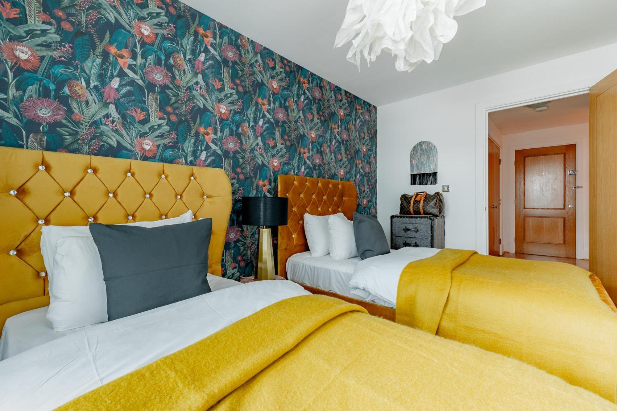 Thames View In Town! Large Luxxe Nomad Design Family Londen