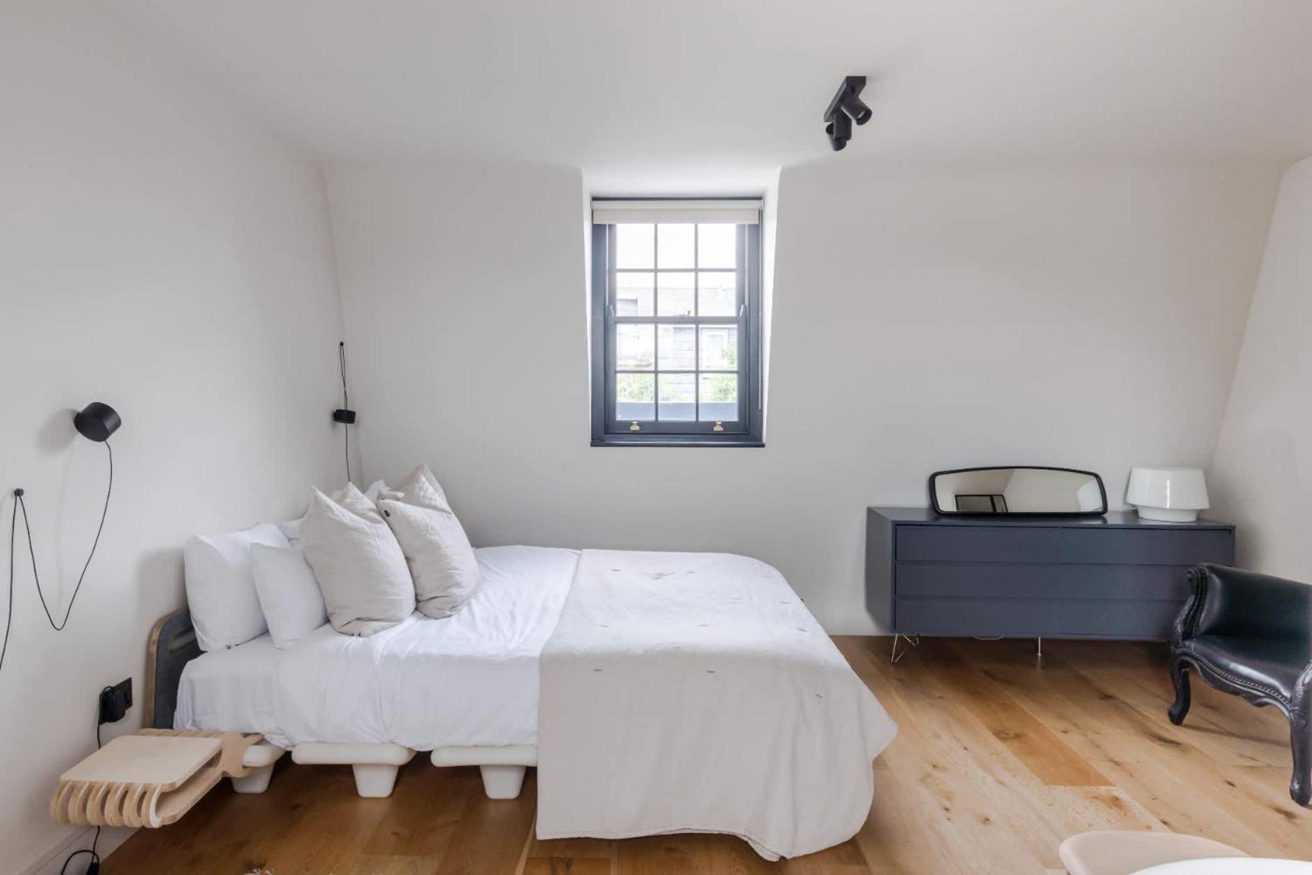 Holiday home Georgian Townhouse With Sun Terrace & Garden London