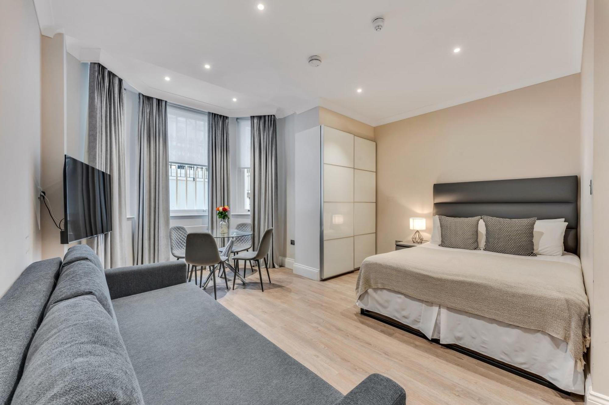 Apartment Redcliffe Gardens *