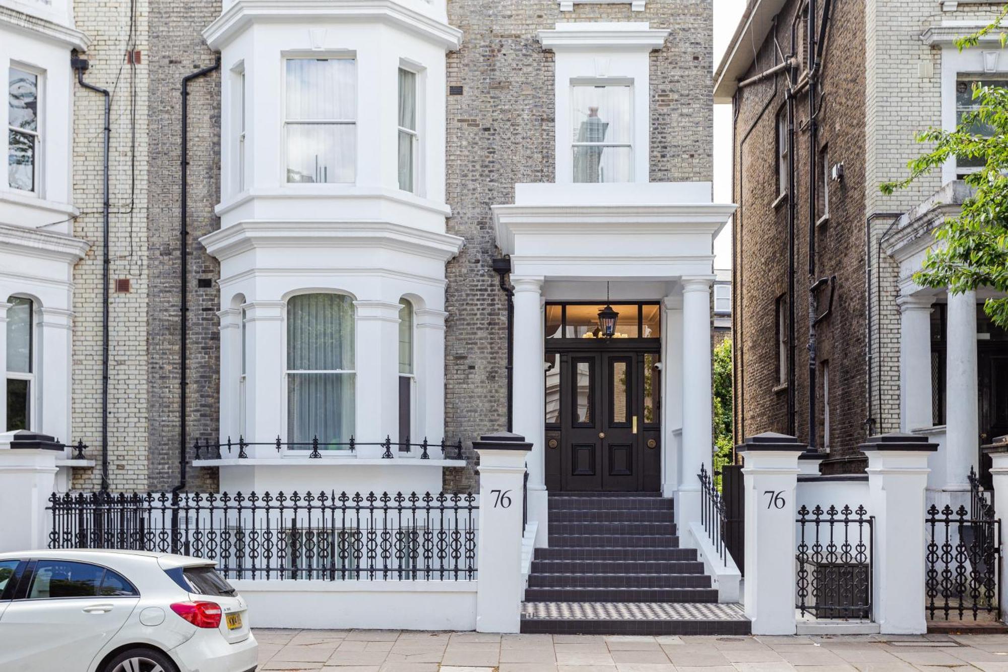 Redcliffe Gardens Apartment London