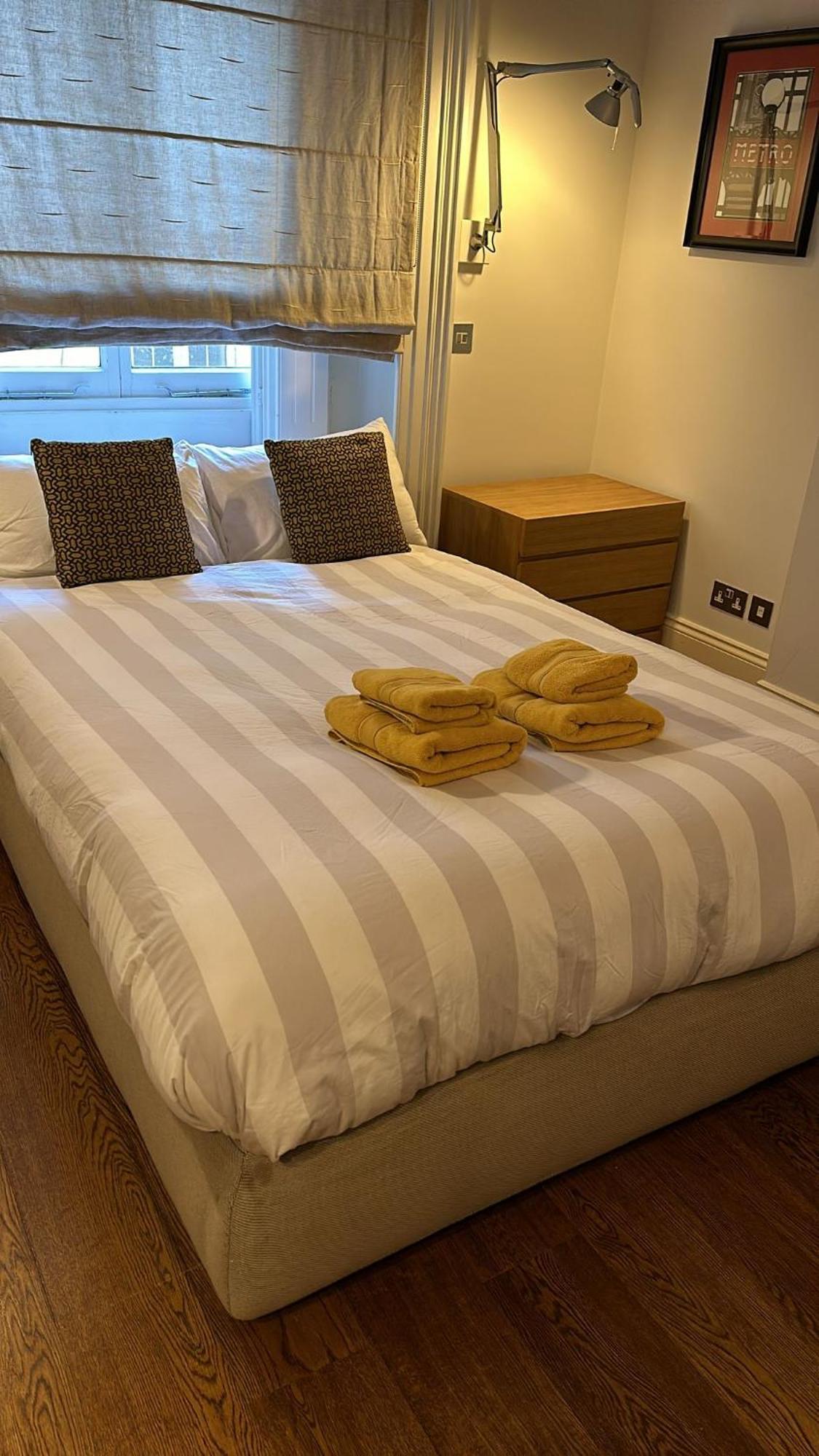 Leilighet 2 Bedroom Luxury Flat In South Kensington *