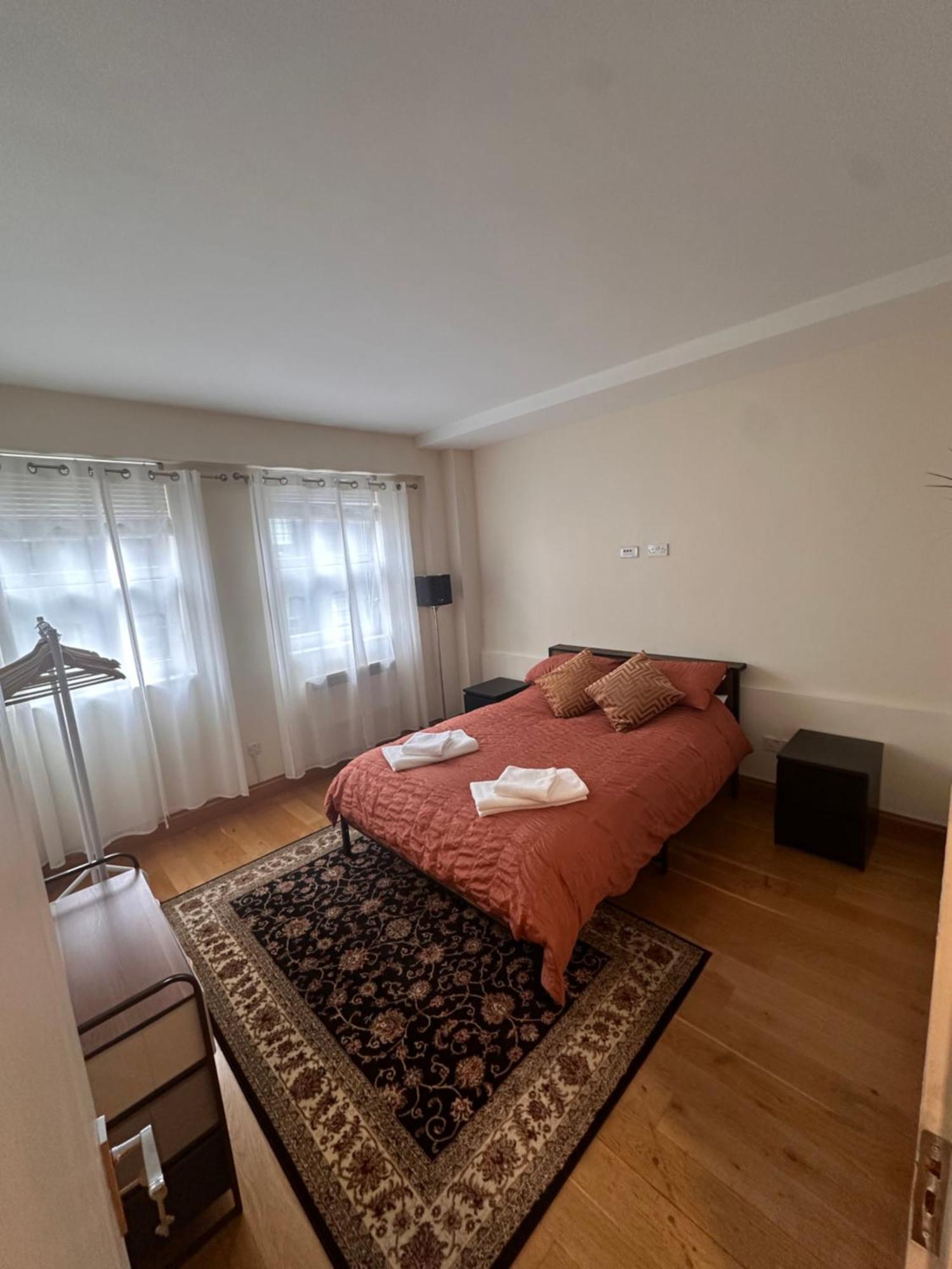 Bond Mayfair Apartment *