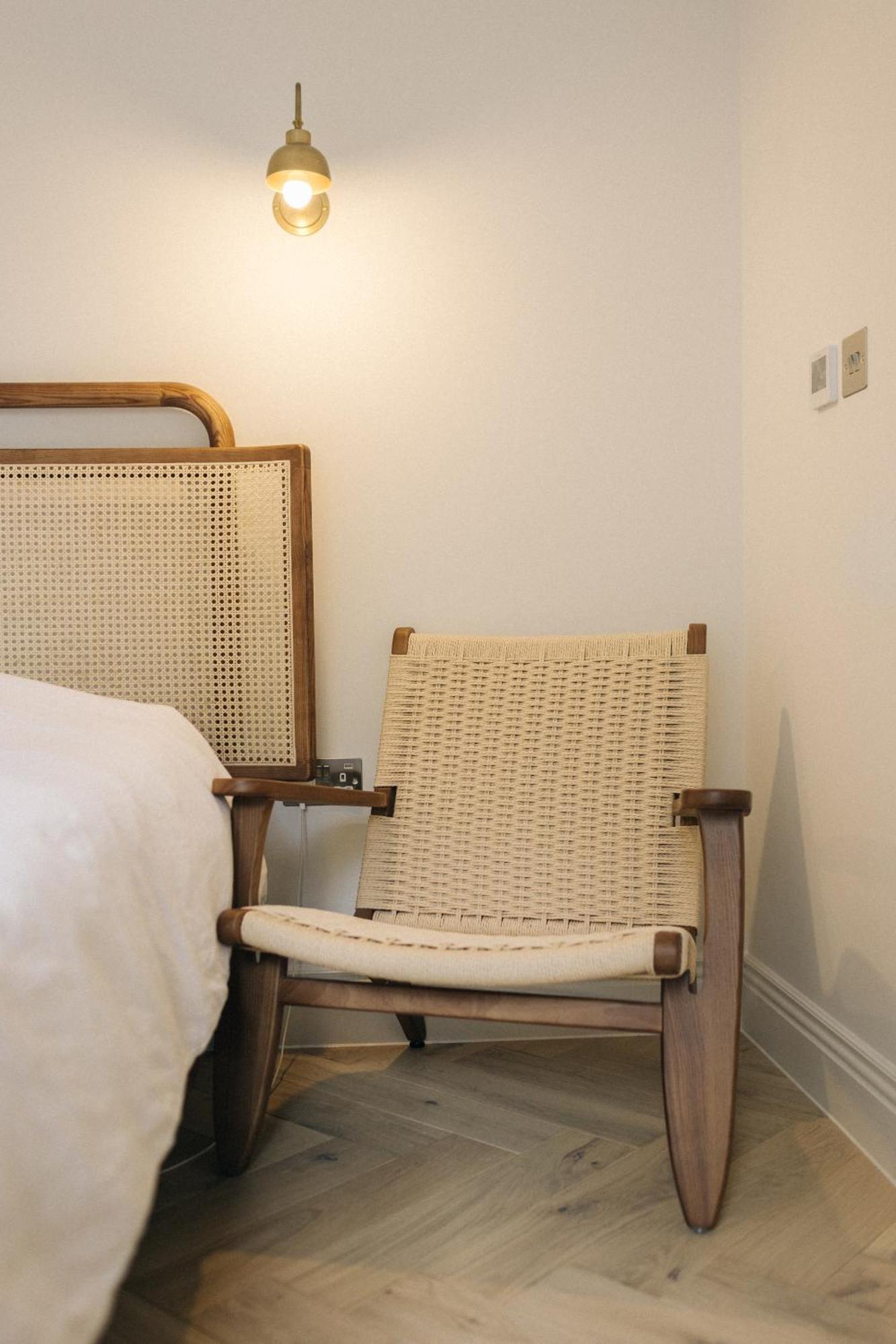 Lin Song House South Garden Getaway London