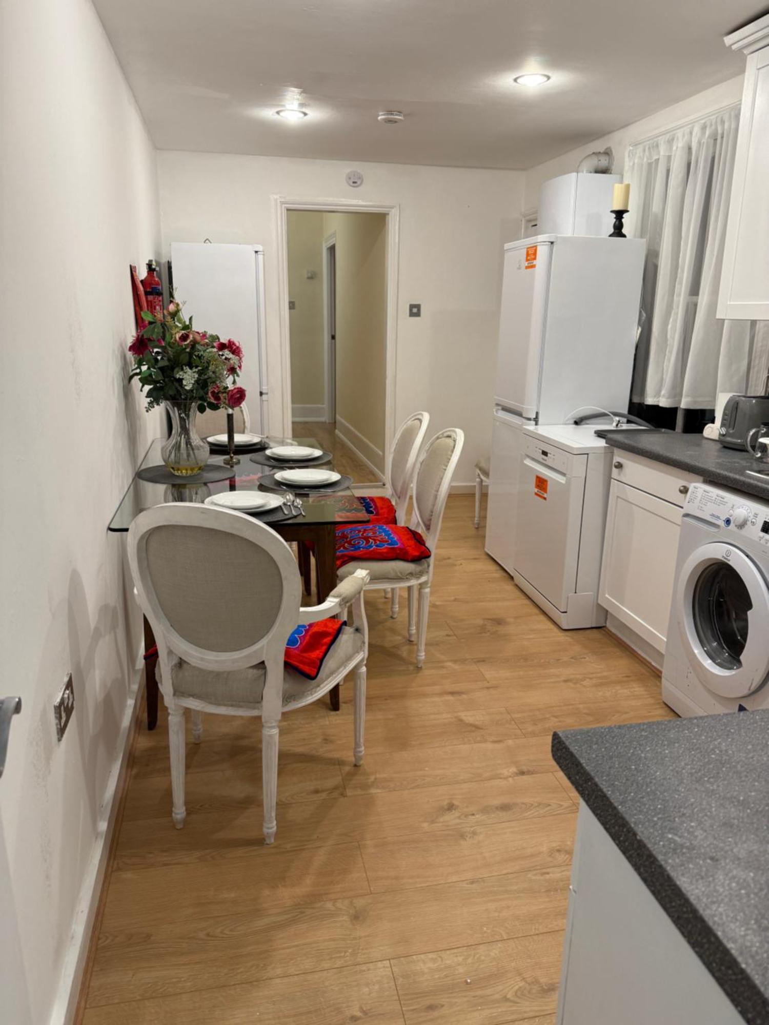 Habitación en casa particular Compact And Friendly Price Londres