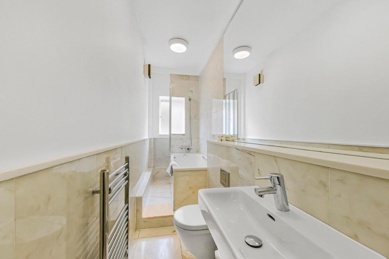 Stylish 1br In C- Near Oxford Street Apartment London