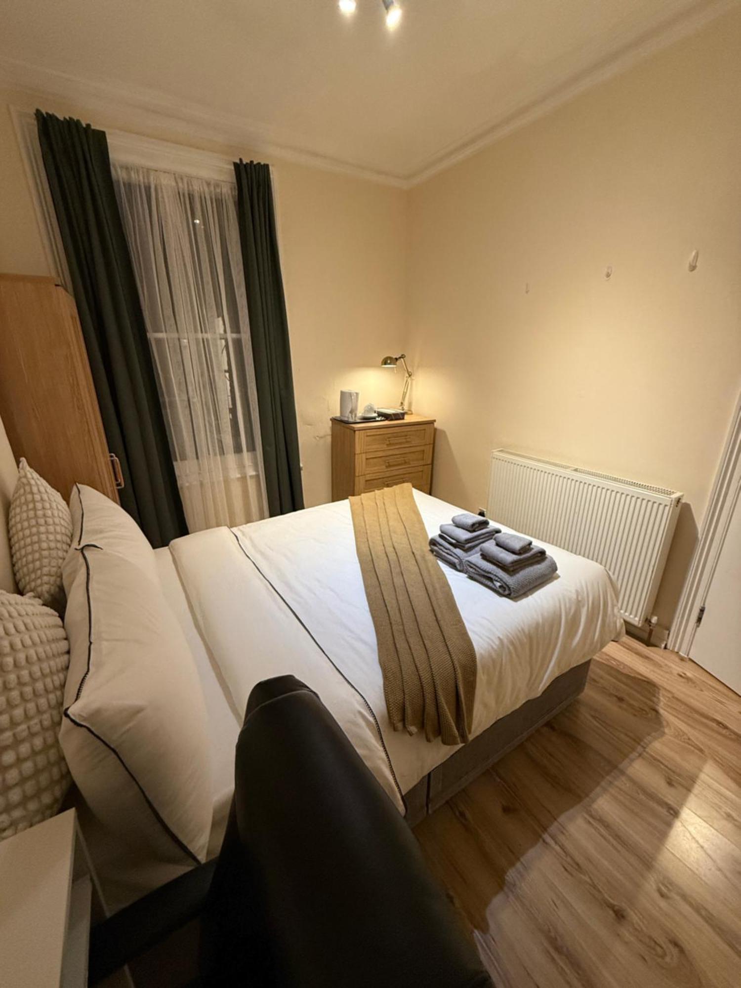 Budget Friendly And Cozy In Hammersmith Habitación en casa particular *