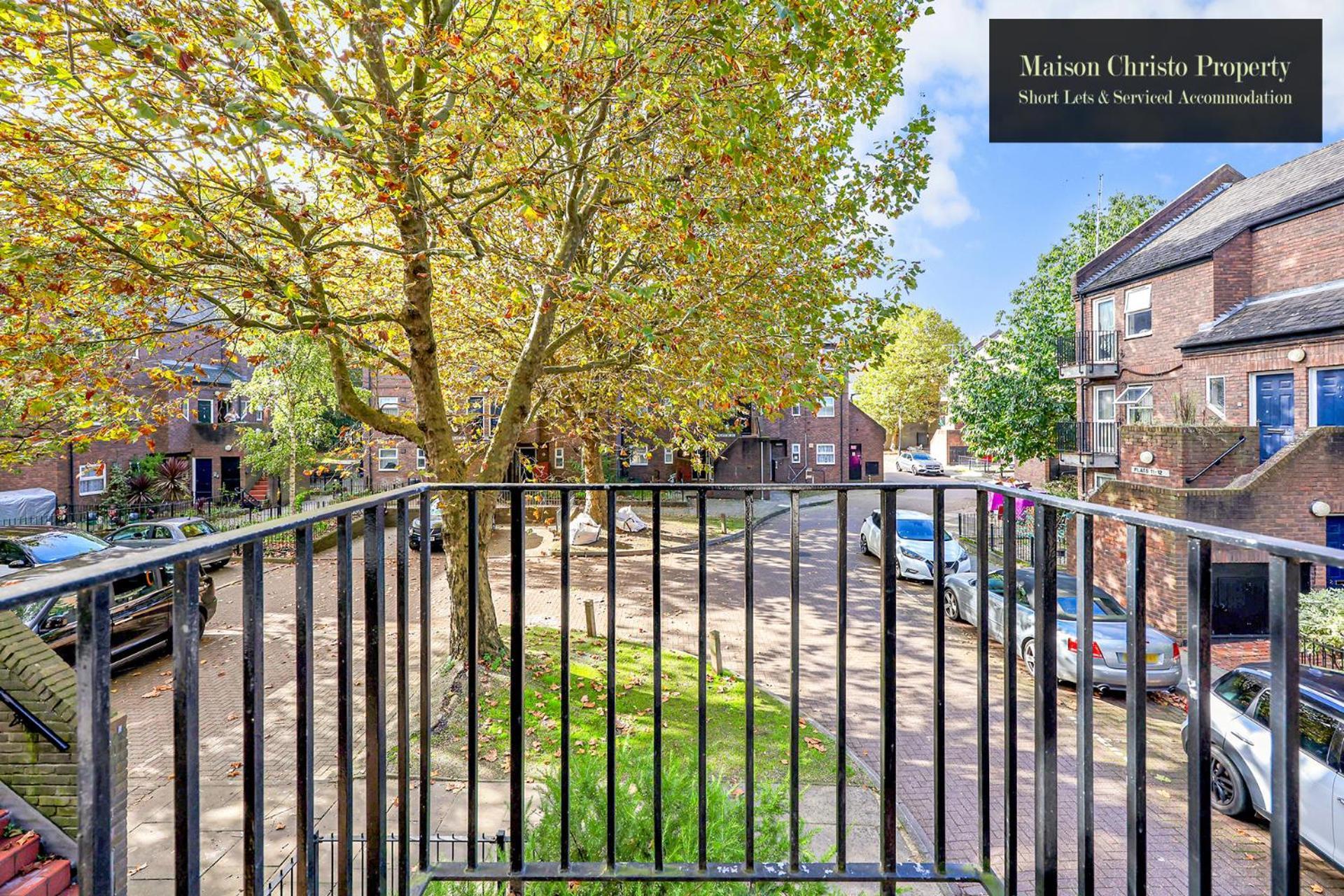 Weekly Or Monthly Stays, London, Stepney Green, 2bedroom Apt, Sleeps 6, Servcied By Maison Christo Short Lets & Serviced Accomdation London