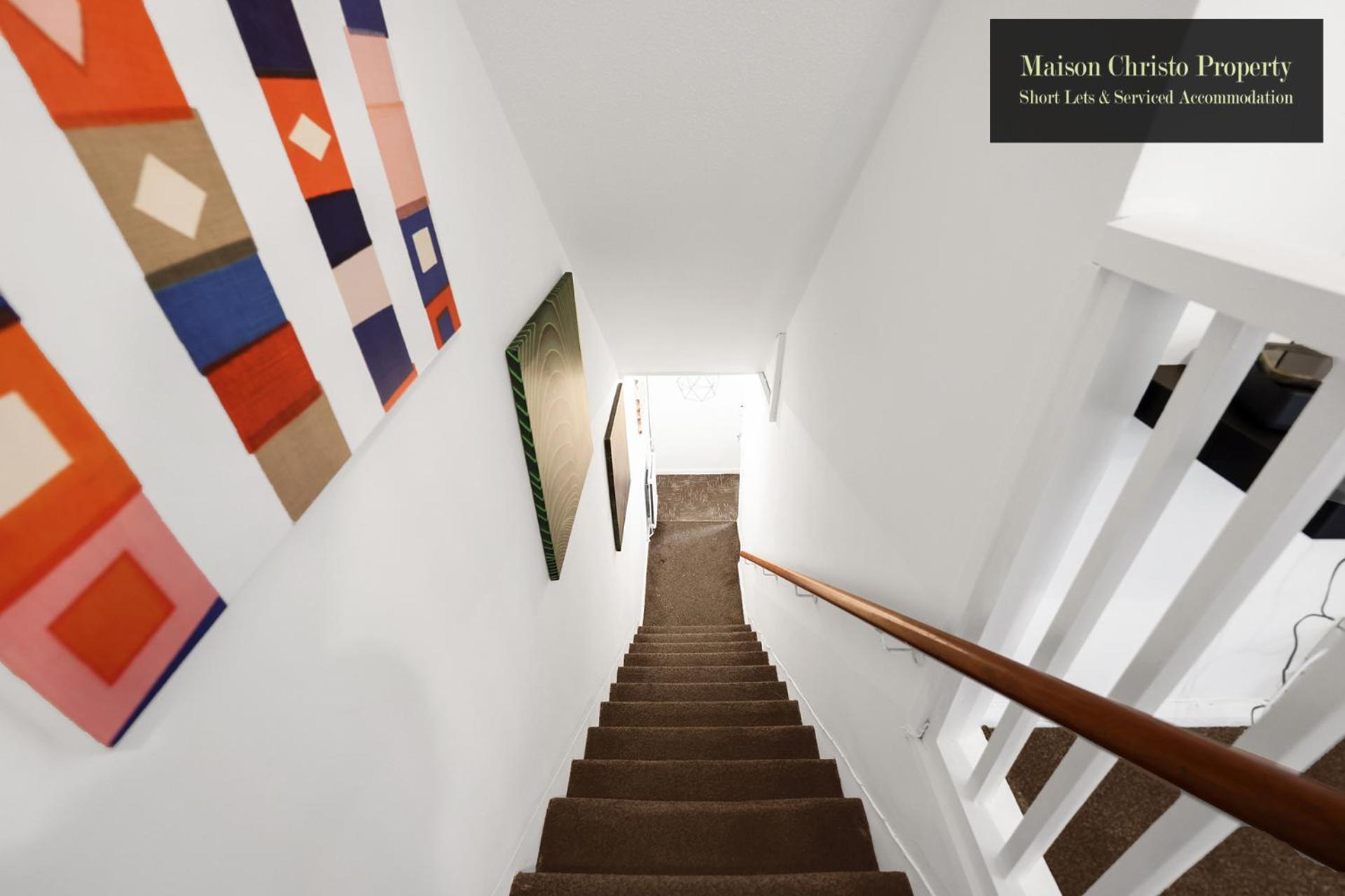 Apartment Weekly Or Monthly Stays, London, Stepney Green, 2bedroom Apt, Sleeps 6, Servcied By Maison Christo Short Lets & Serviced Accomdation