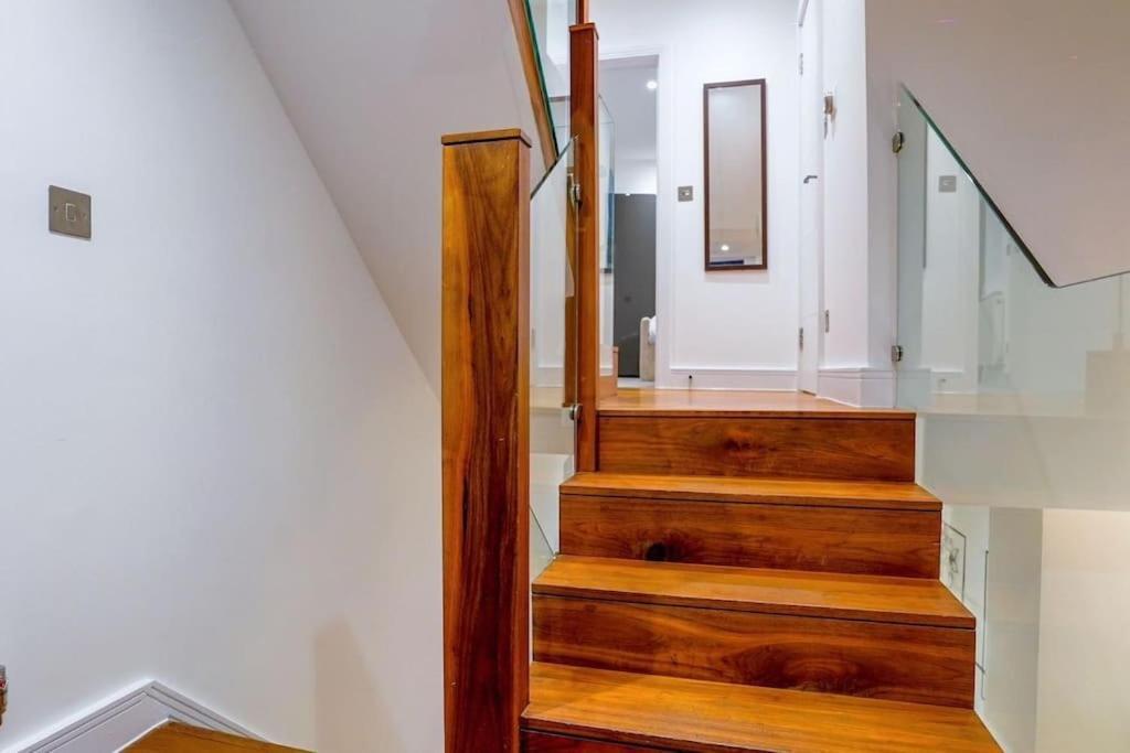 Hyde Park Luxury 2 Bed 2 Bath House Apartment