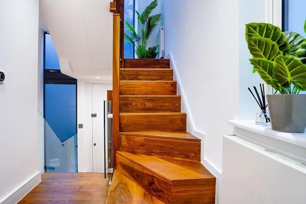 Hyde Park Luxury 2 Bed 2 Bath House Apartment London