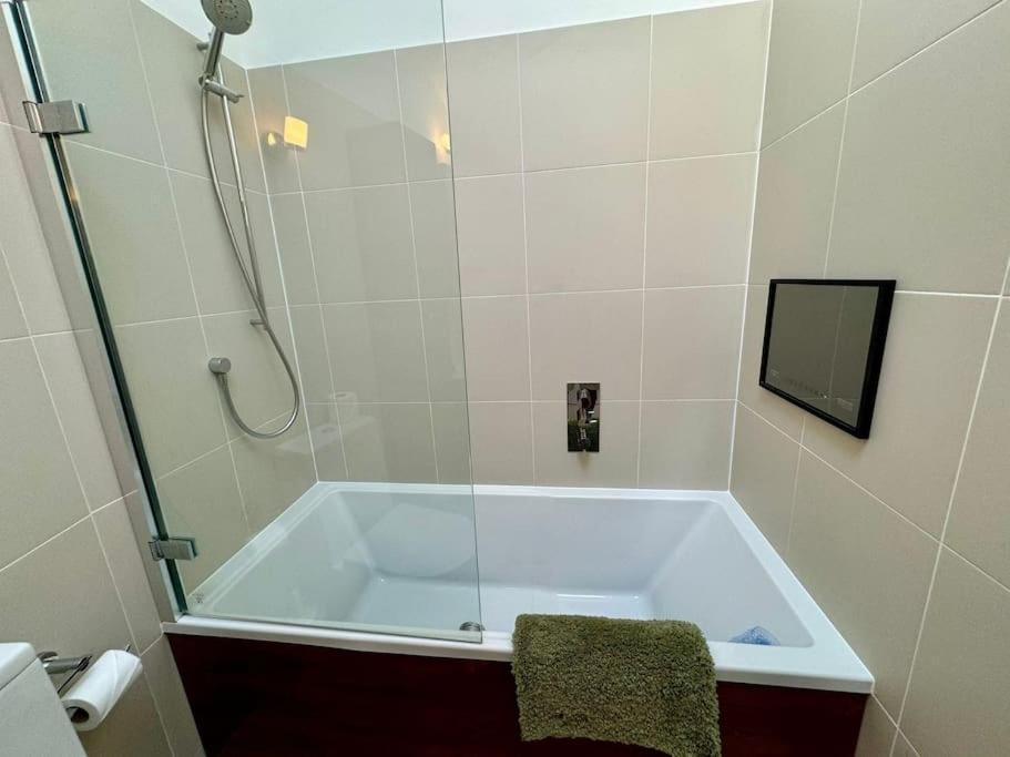 Apartment Hyde Park Luxury 2 Bed 2 Bath House London