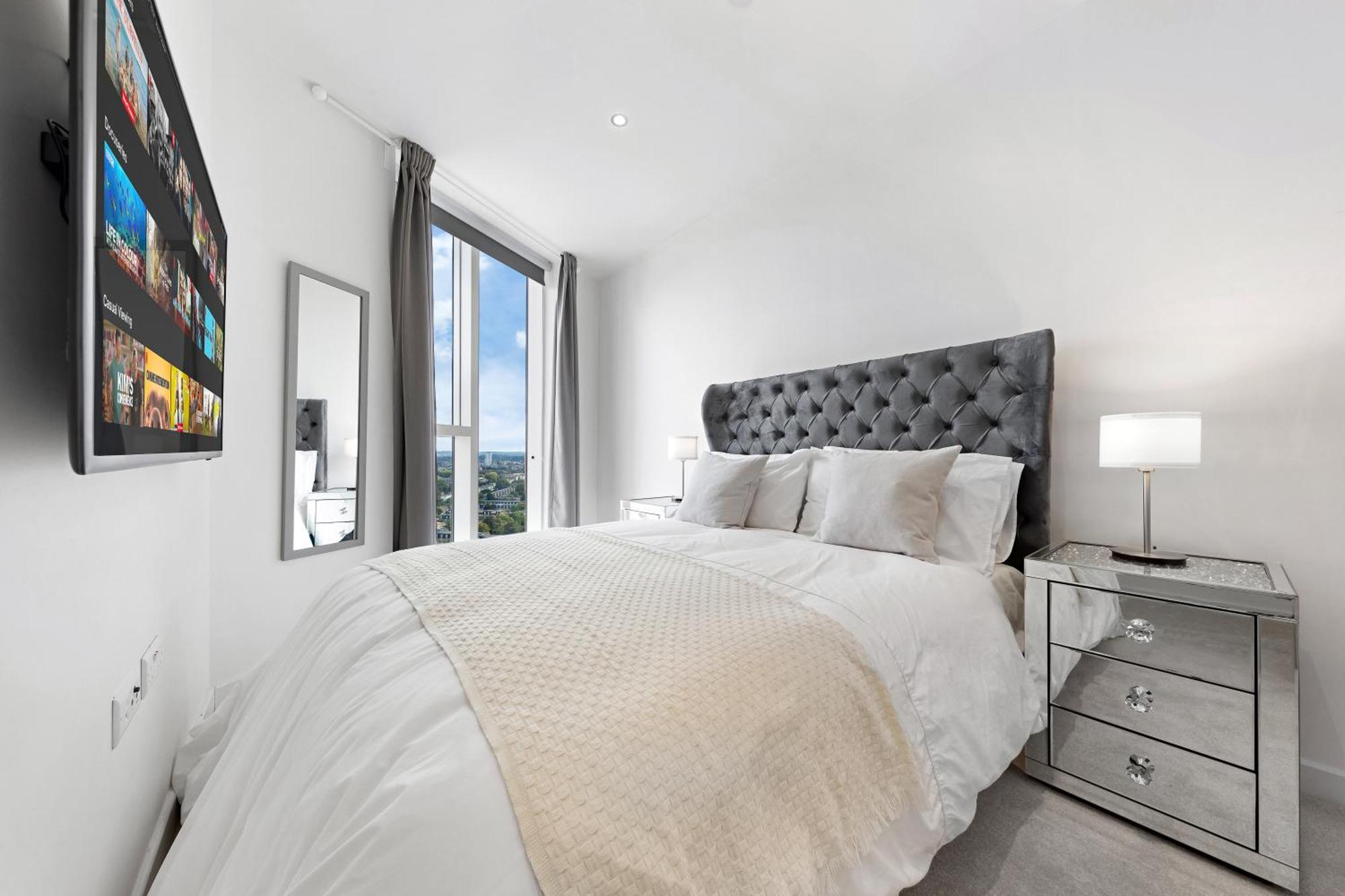Apartamento 18th Floor Luxury 2 Bedroom, 2 Bathroom Sky View With Rooftop Access & Gym! Unbeatable Experience & Extreme Value! *