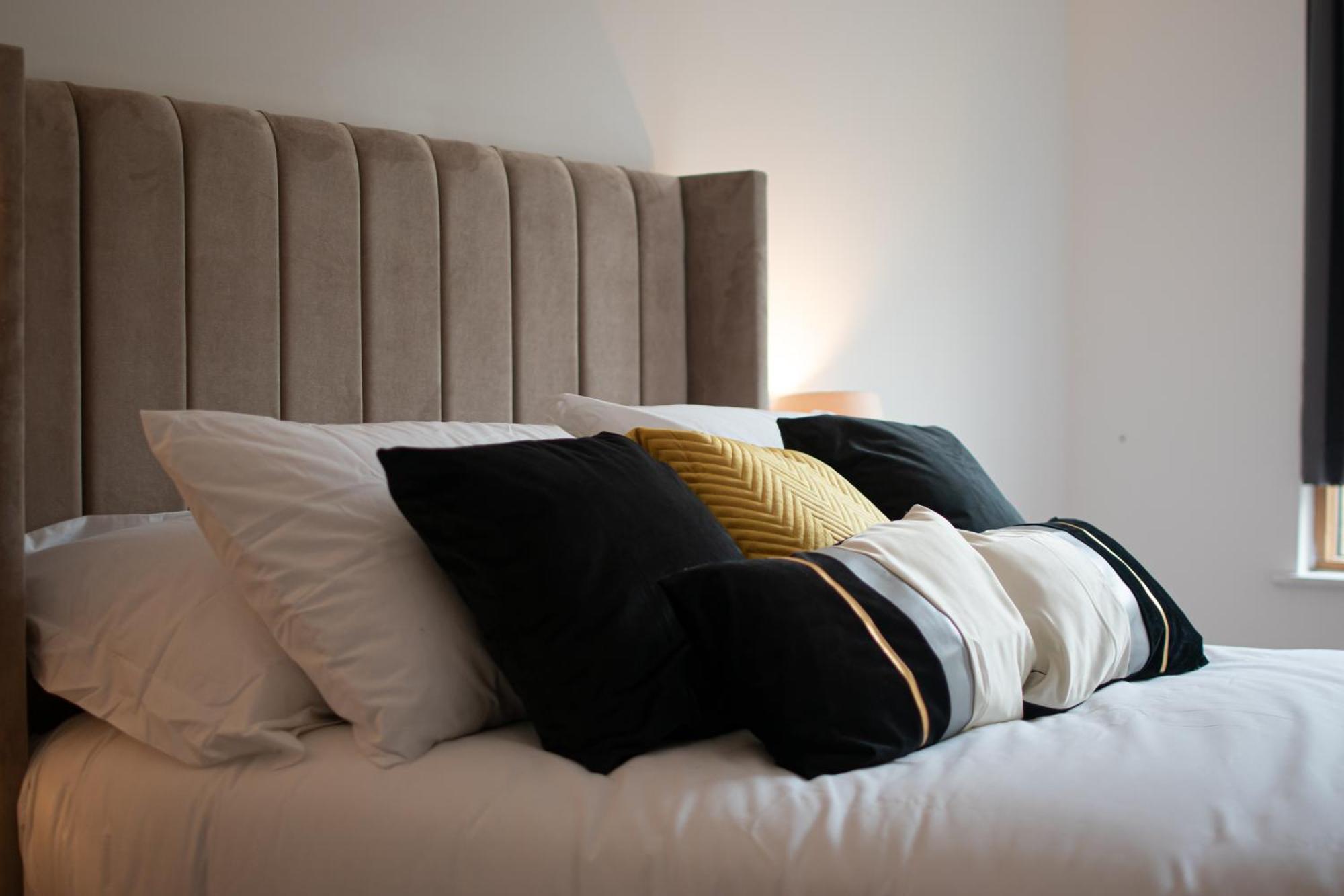Cosy 2 Bed Hackney Sleeps 8 * London