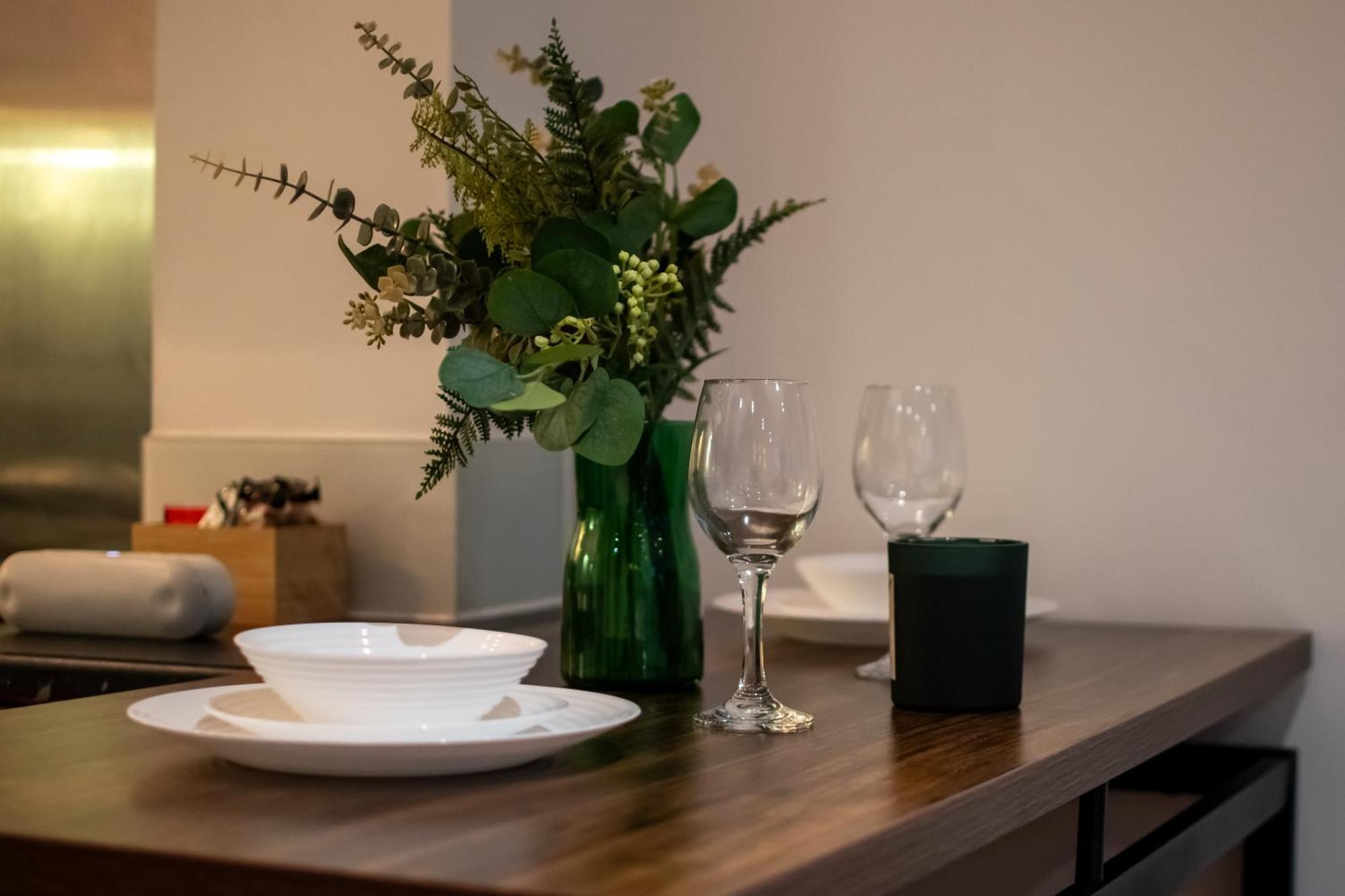 Cosy 2 Bed Hackney Sleeps 8 Apartment London
