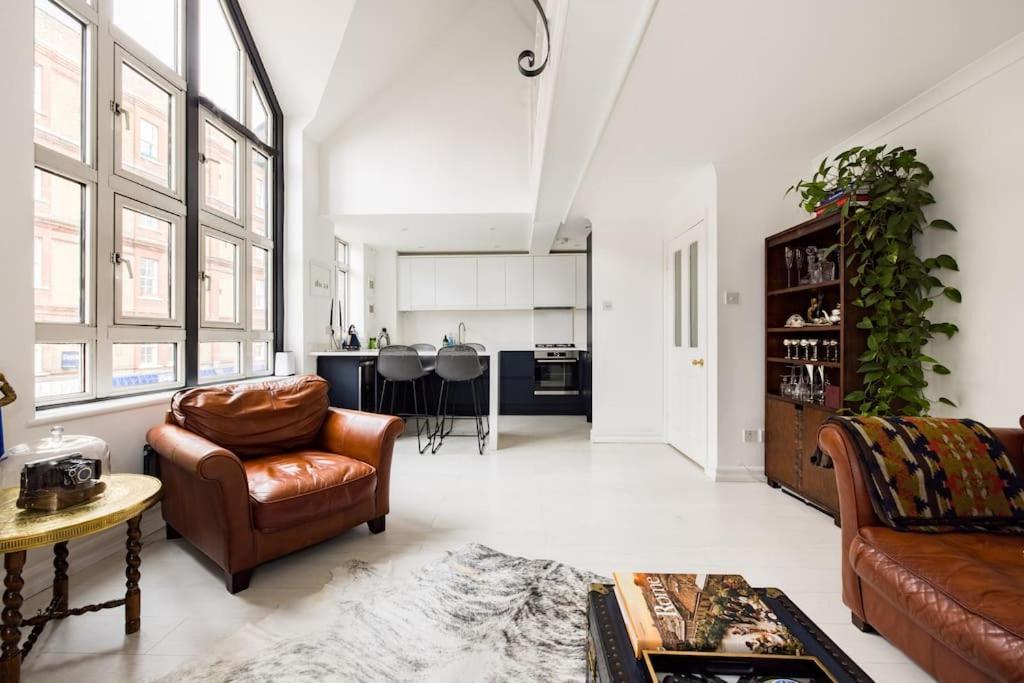 Stylish 2 Bed Loft With Terrace 2 Min From Tube Apartment