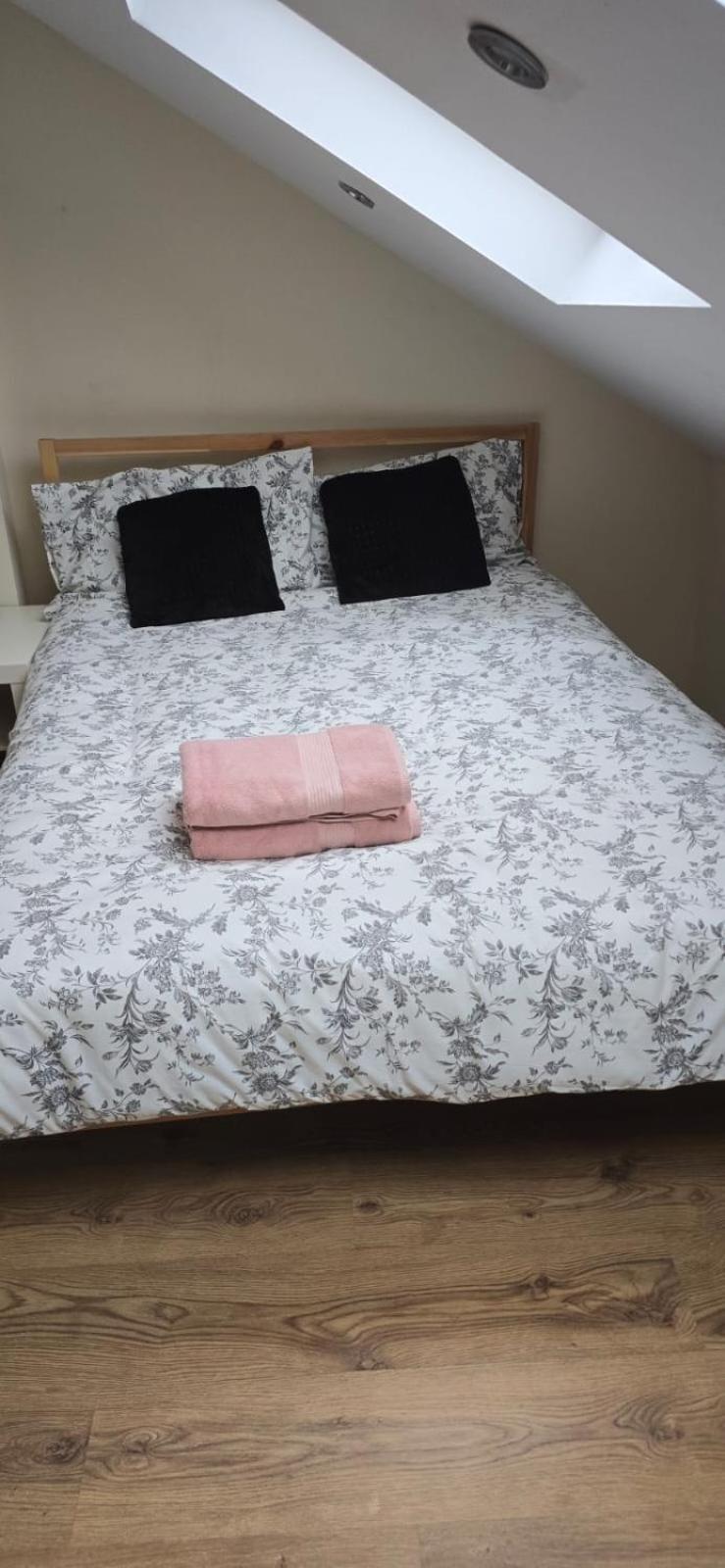 Private Near Hither Station * London