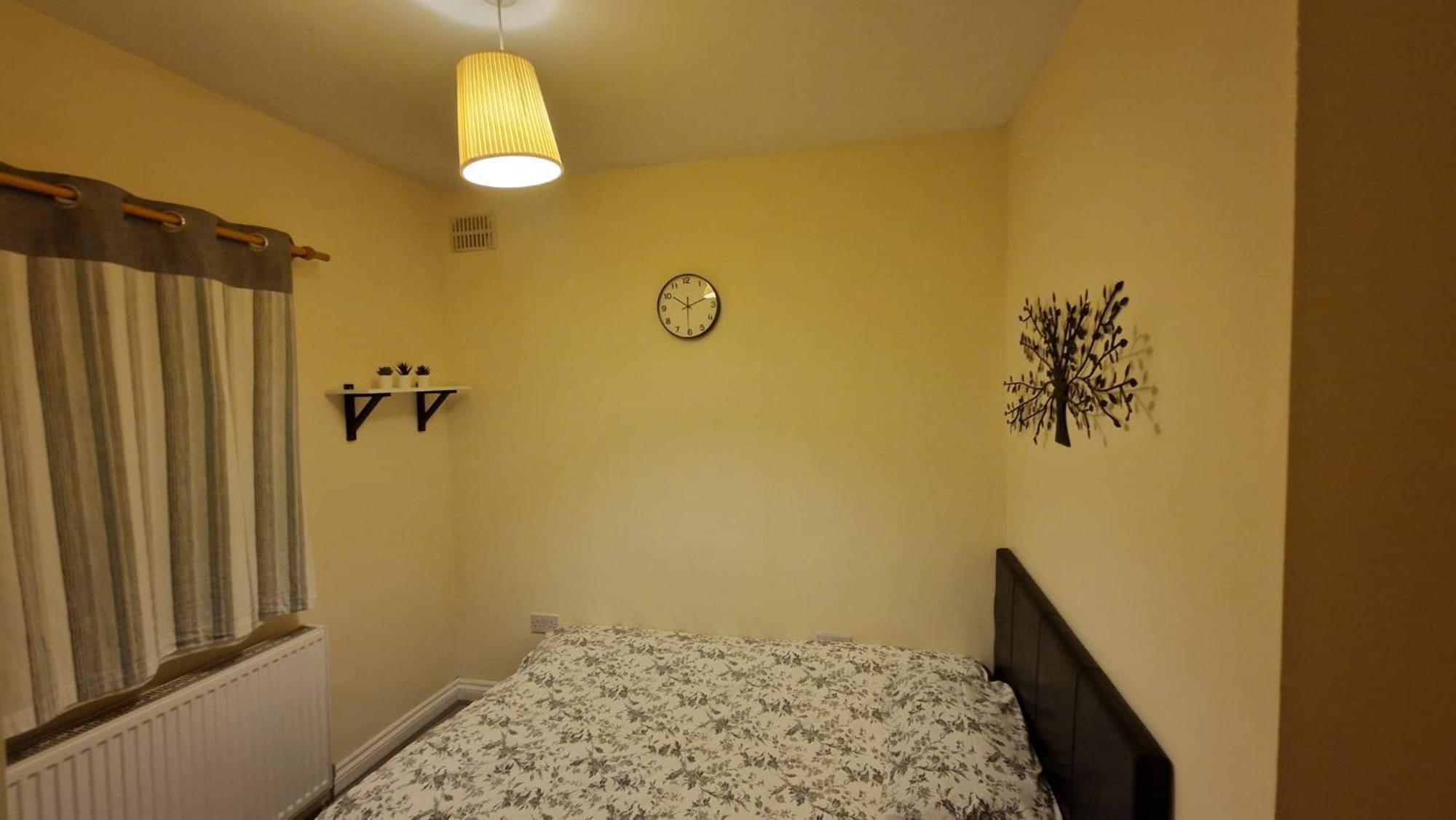 Hostel Private Near Hither Station