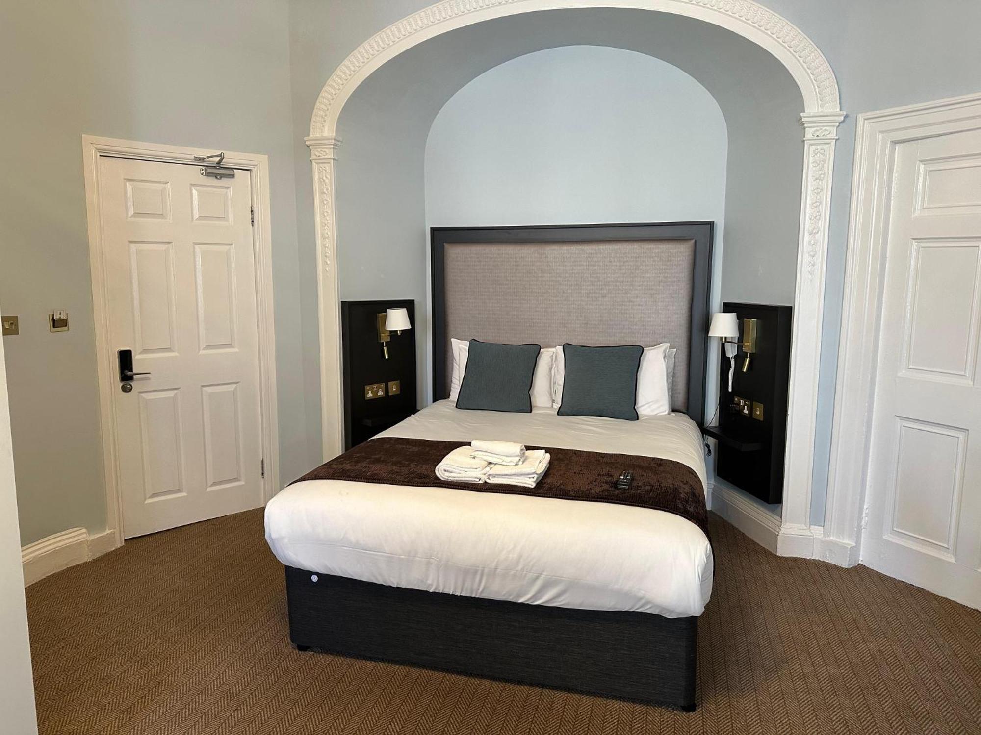 Hotel Arran House 3*