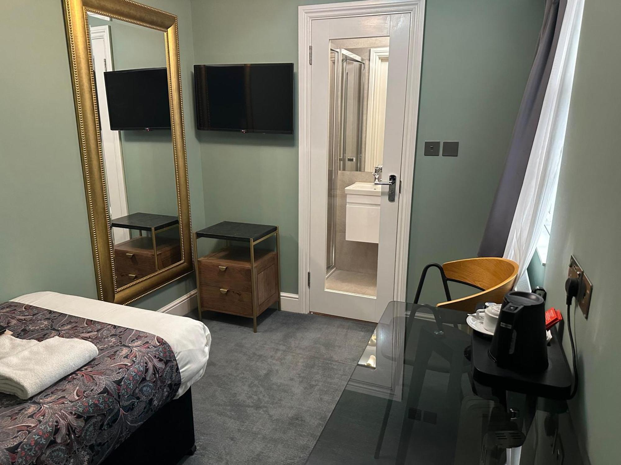 Hotel Arran House London