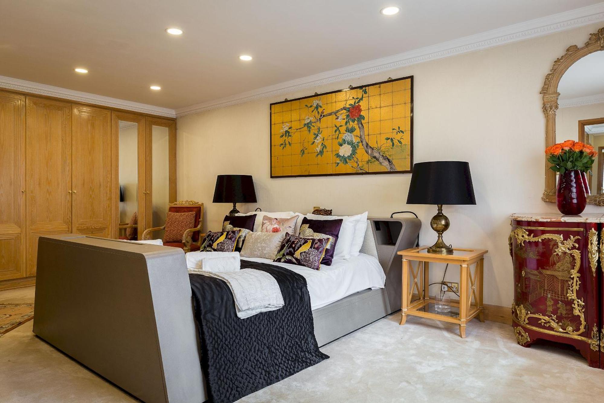 Hyde Park View Marble Arch * London