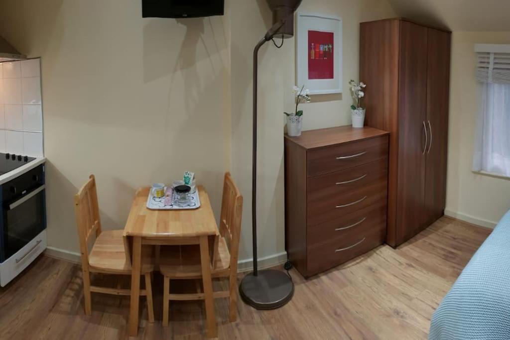 79 Chats Aparthotel