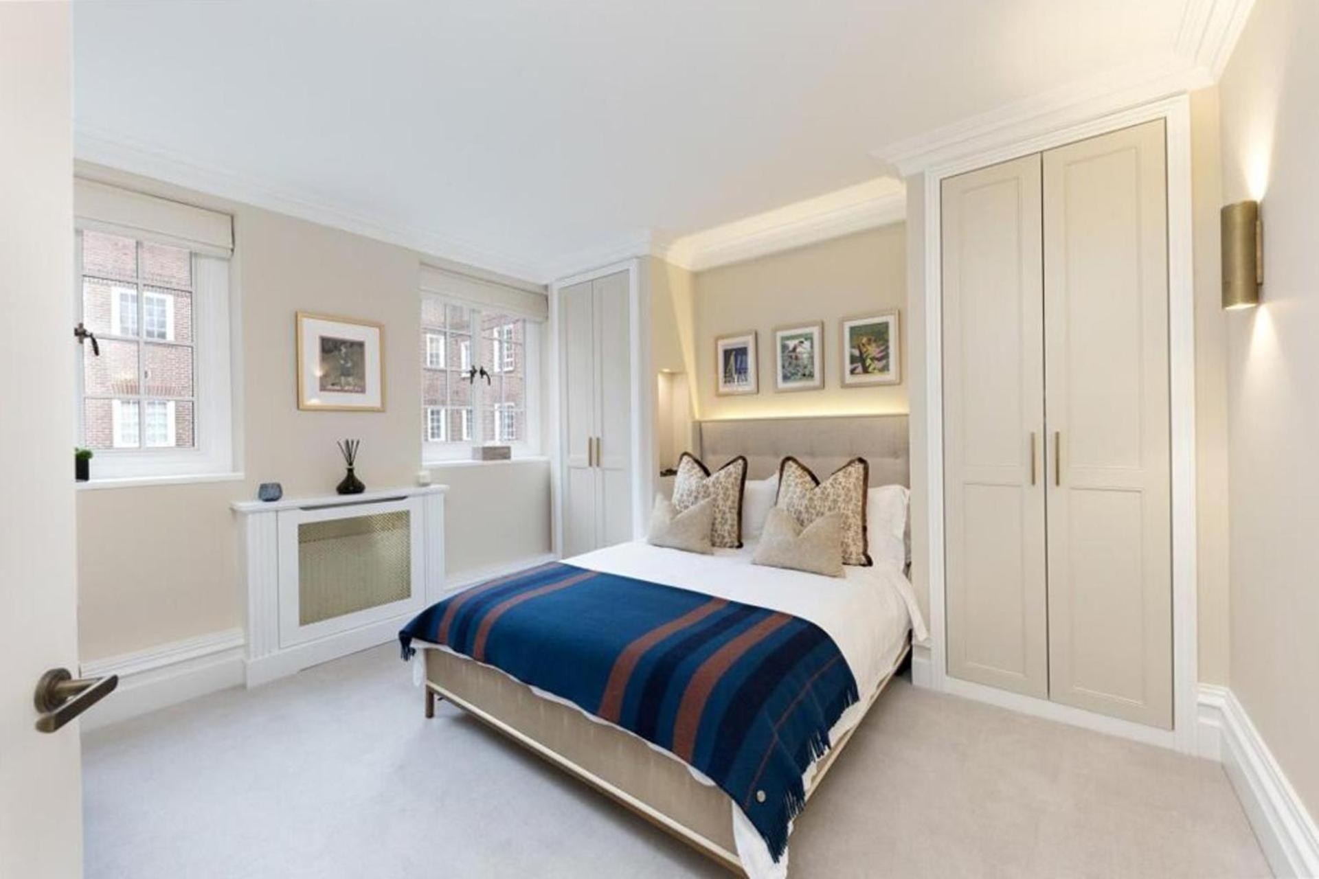 Chelsea Manor Retreat With 2 Bedrooms Apartment *