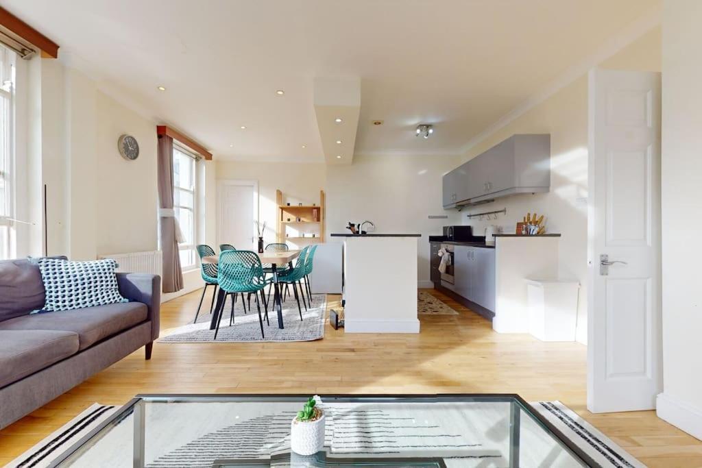 Charming And Bright Flat In Paddington! * London