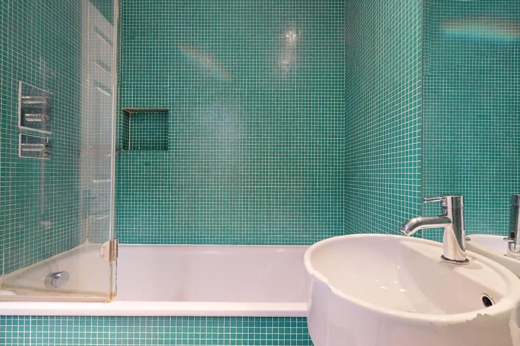 Apartment Charming And Bright Flat In Paddington! *