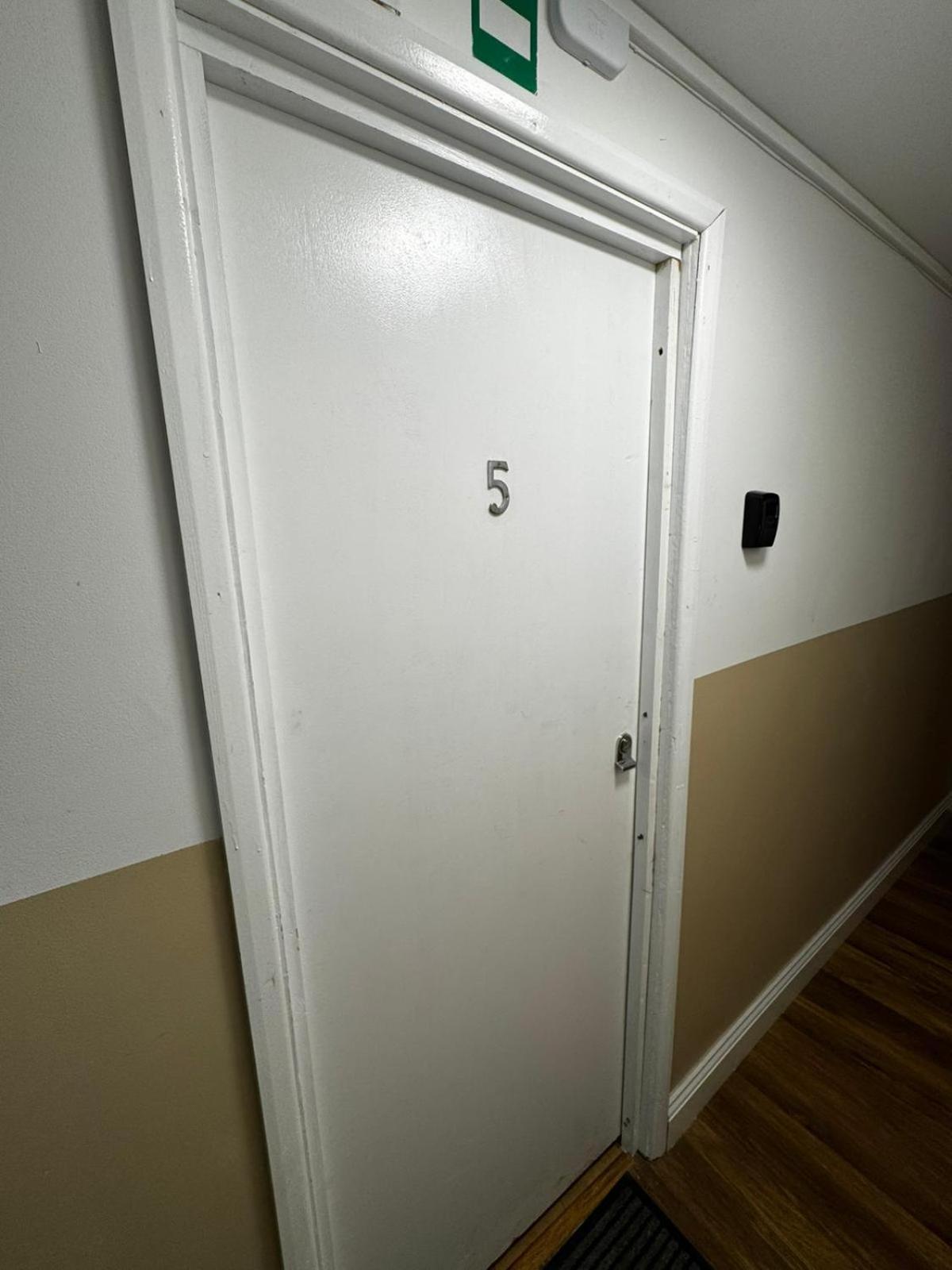 Appartement Spacious Is Sb5