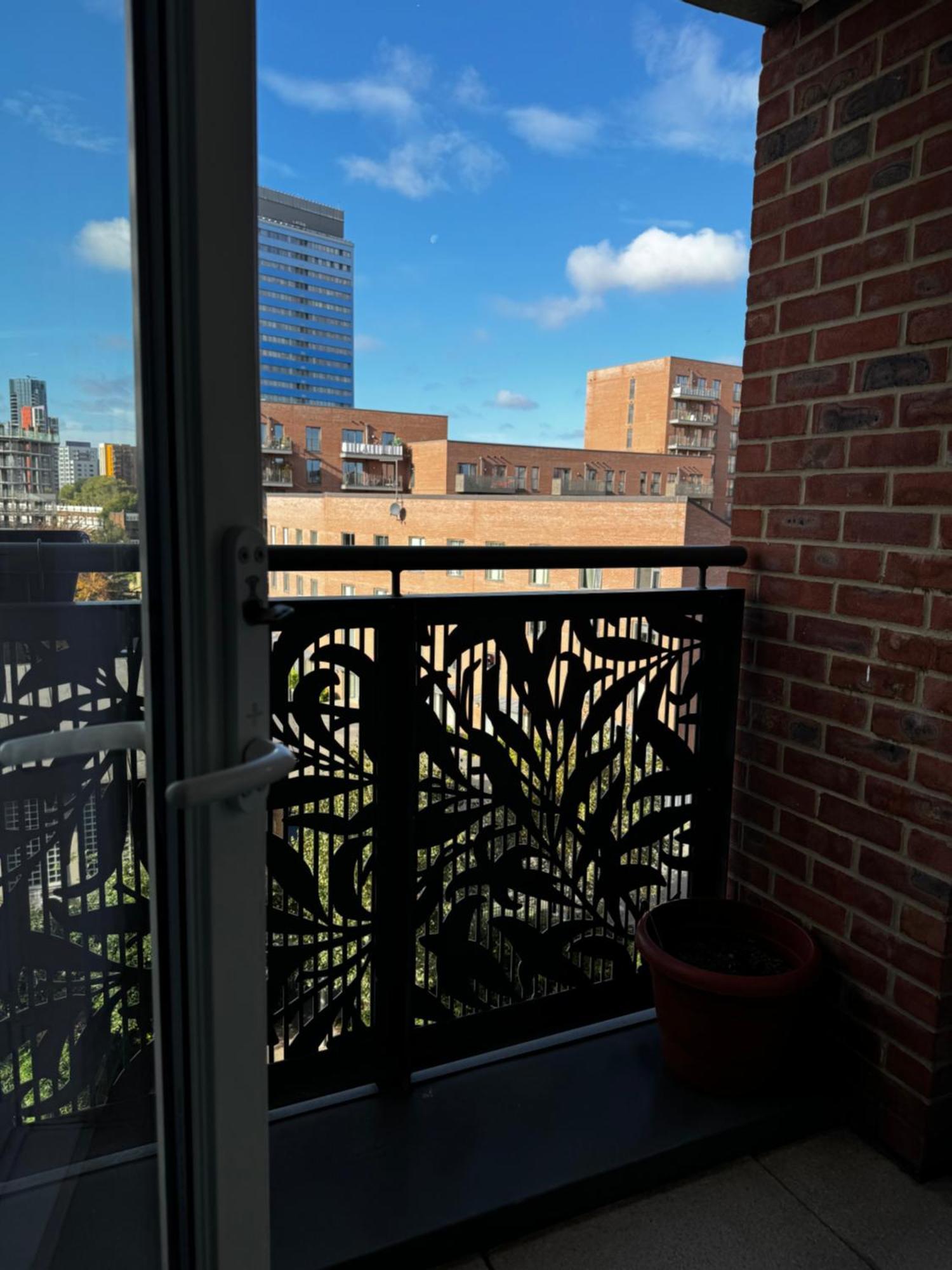 Apartamento Entire Flat Custom House Londres