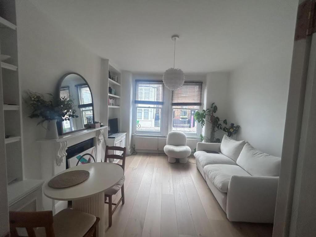 Apartamento Spacious 1 Bedroom Flat In Fulham *