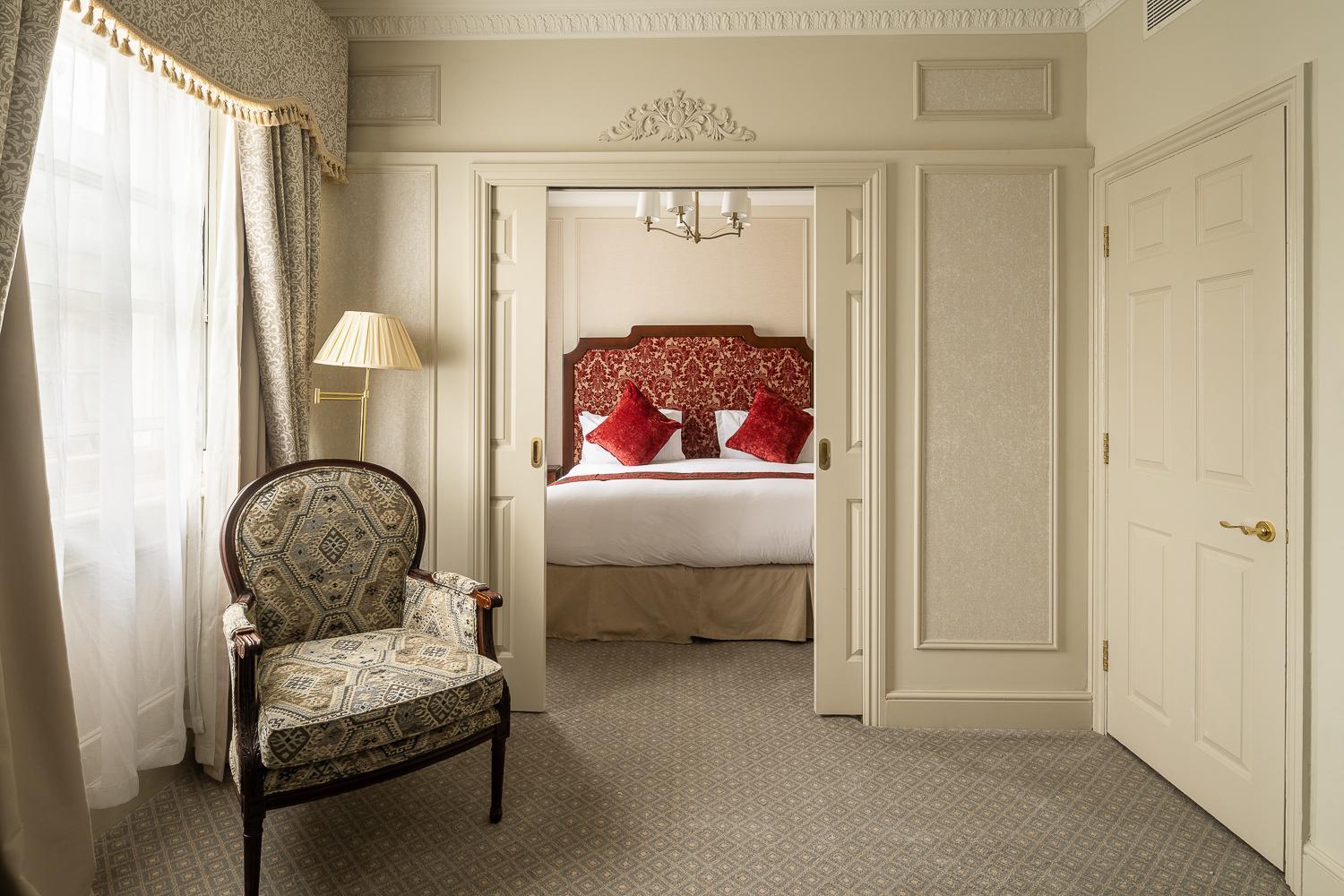 The Leonard London