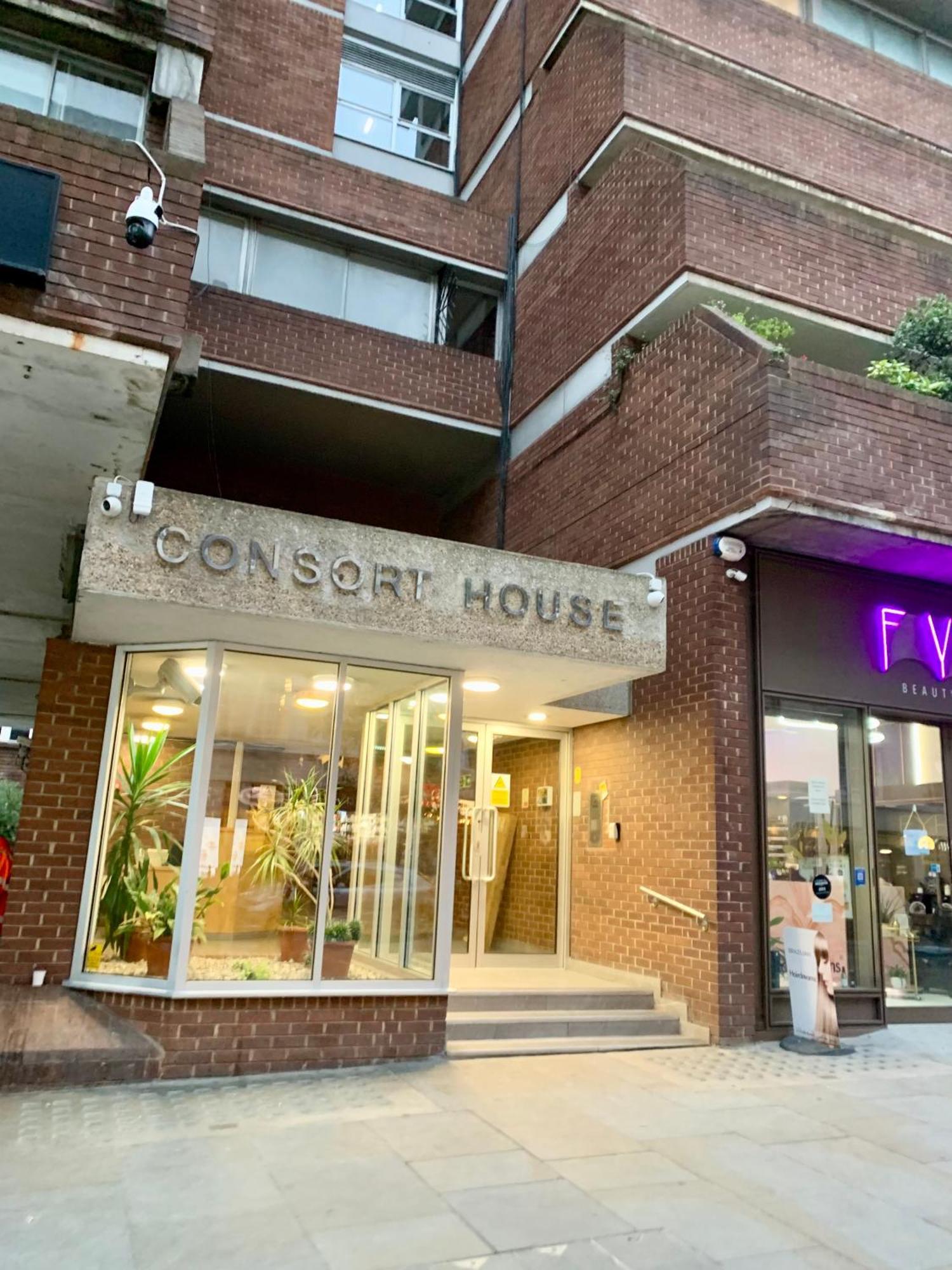 New- Prime Location-spacious Cozy Next To Hyde Park Privatunterkunft *